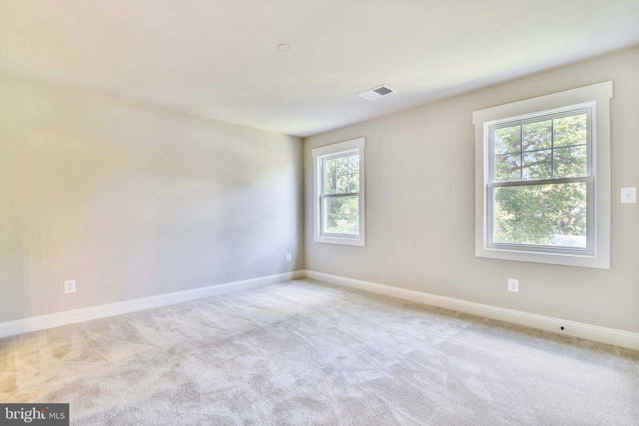 DOUGLAS PARK - Residential