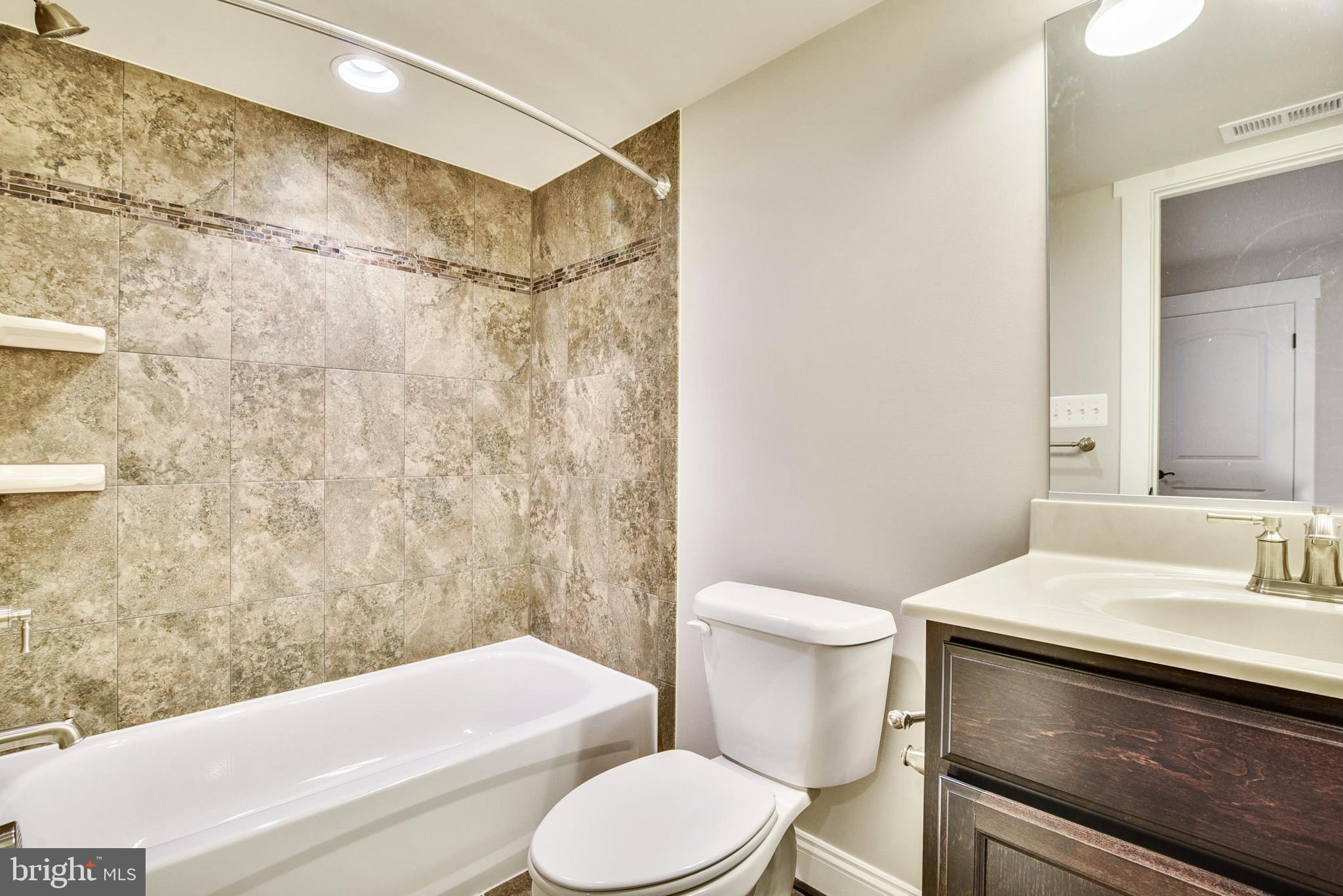 DOUGLAS PARK - Residential