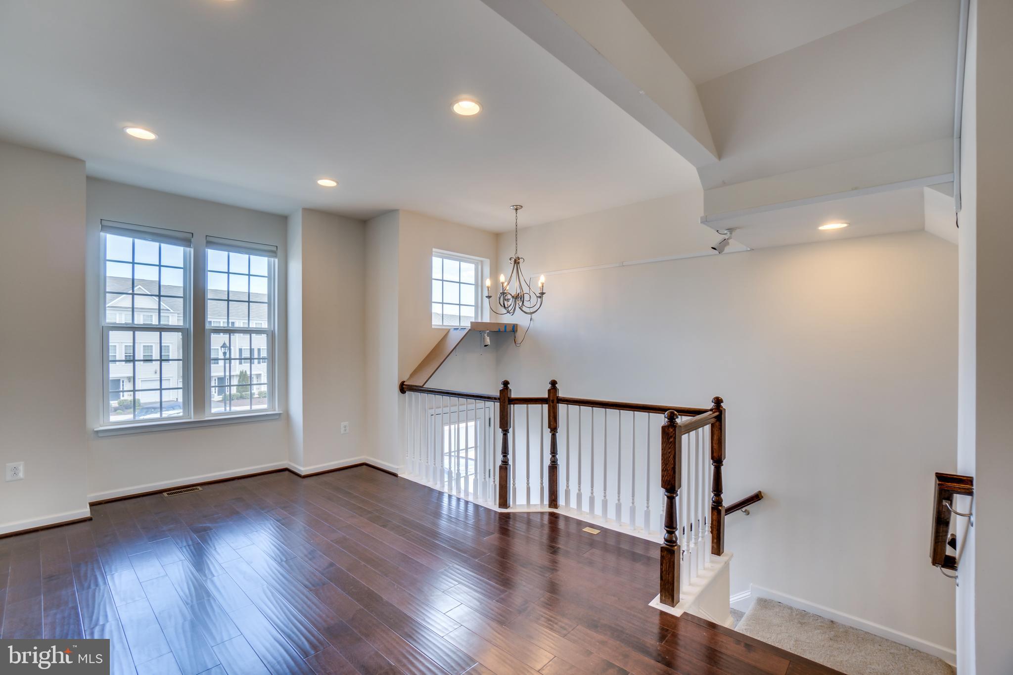 HERITAGE CROSSING - Residential