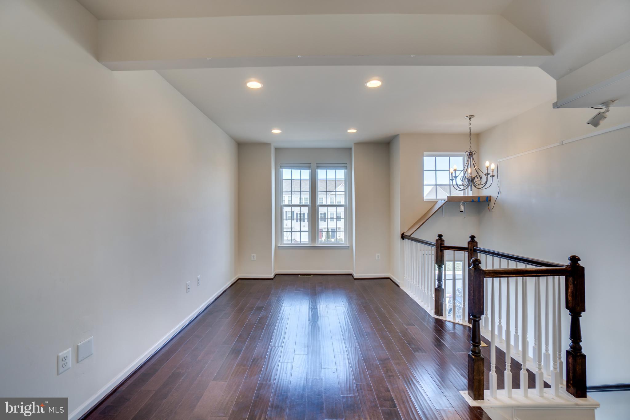 HERITAGE CROSSING - Residential