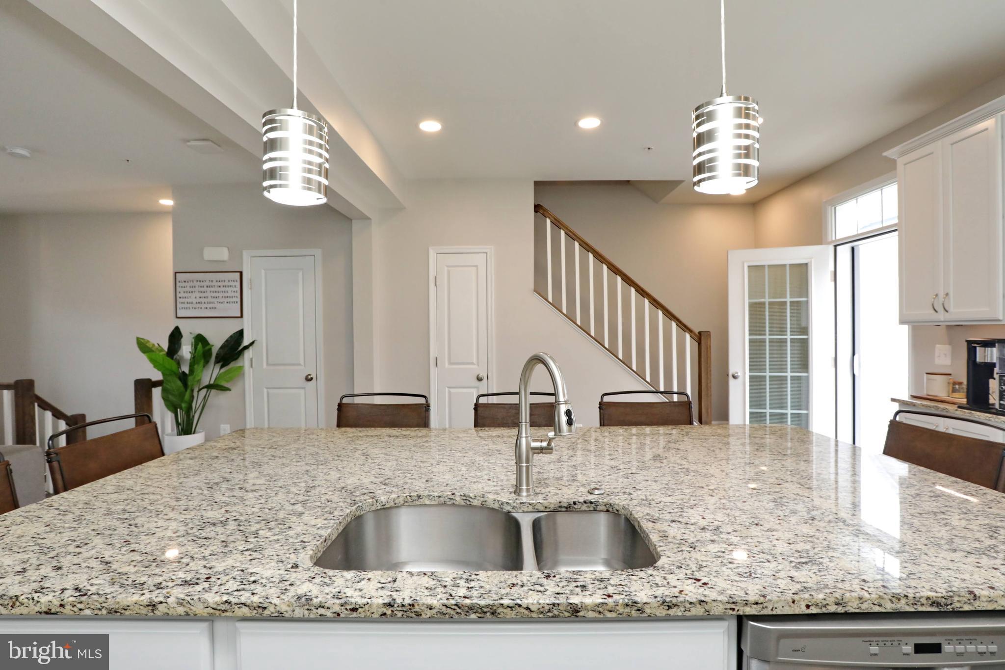 THE VILLAGES OF STEEPLECHASE - Residential Lease