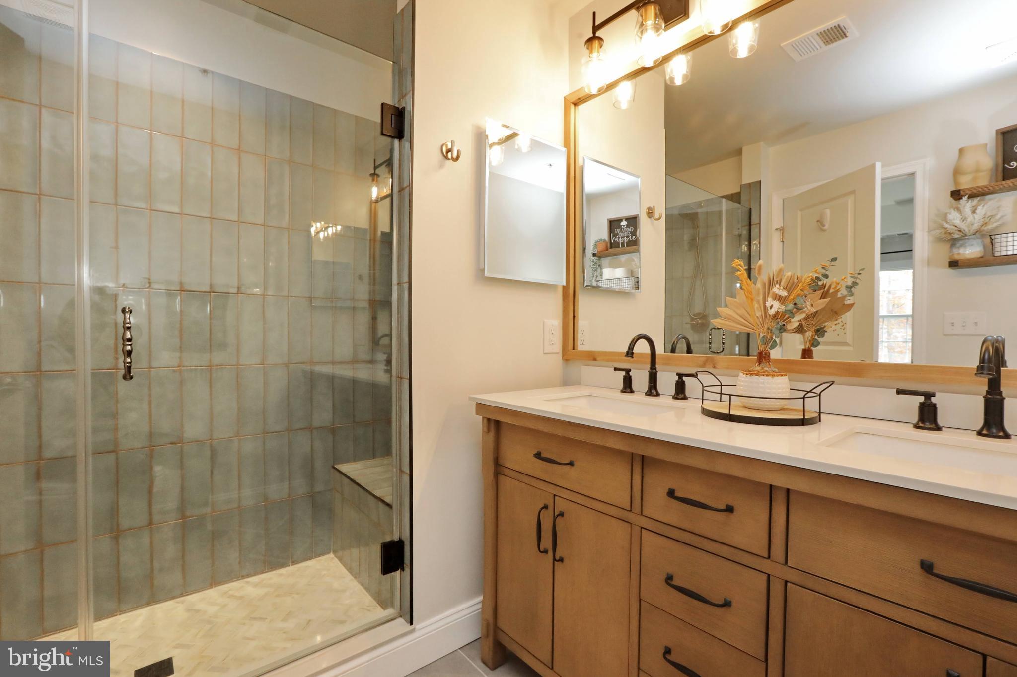 THE VILLAGES OF STEEPLECHASE - Residential Lease