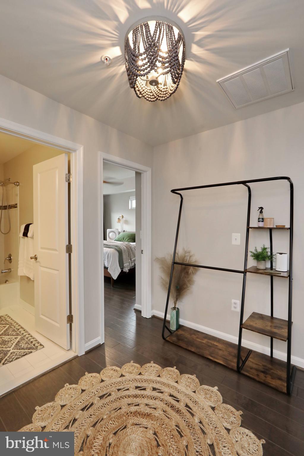 THE VILLAGES OF STEEPLECHASE - Residential Lease