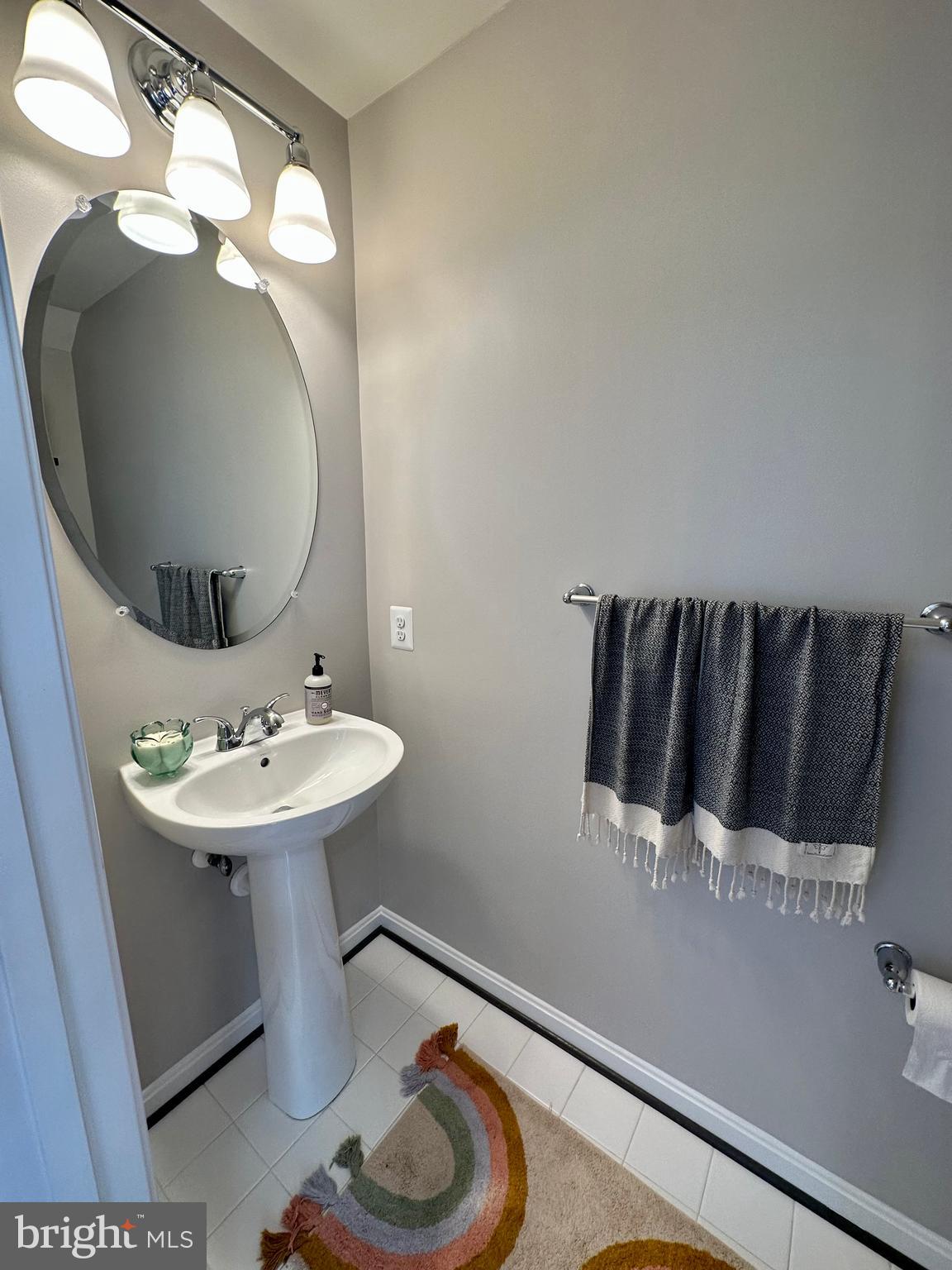 THE VILLAGES OF STEEPLECHASE - Residential Lease