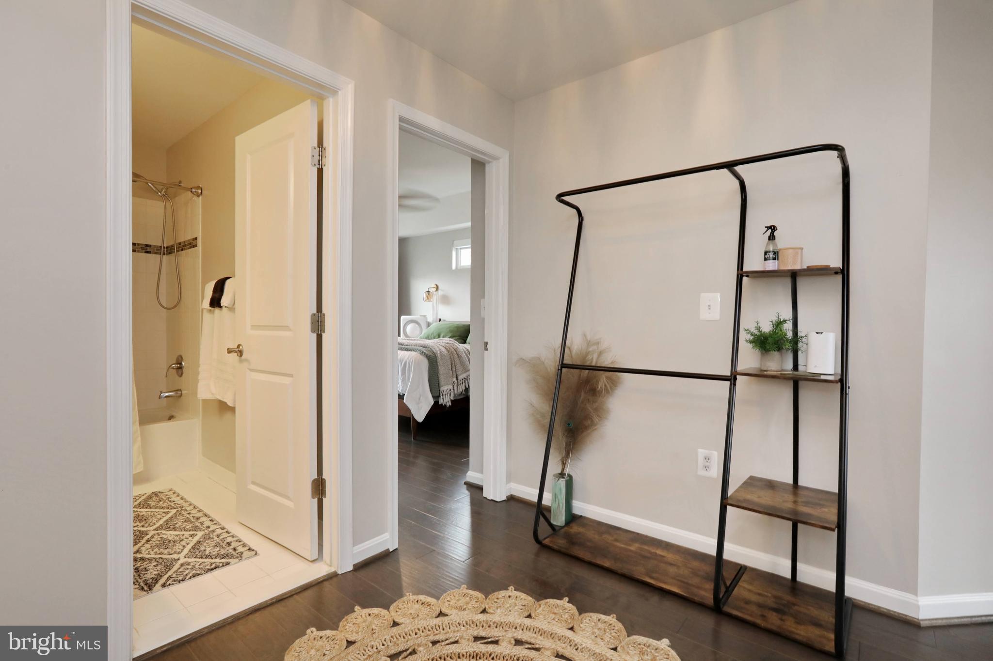 THE VILLAGES OF STEEPLECHASE - Residential Lease