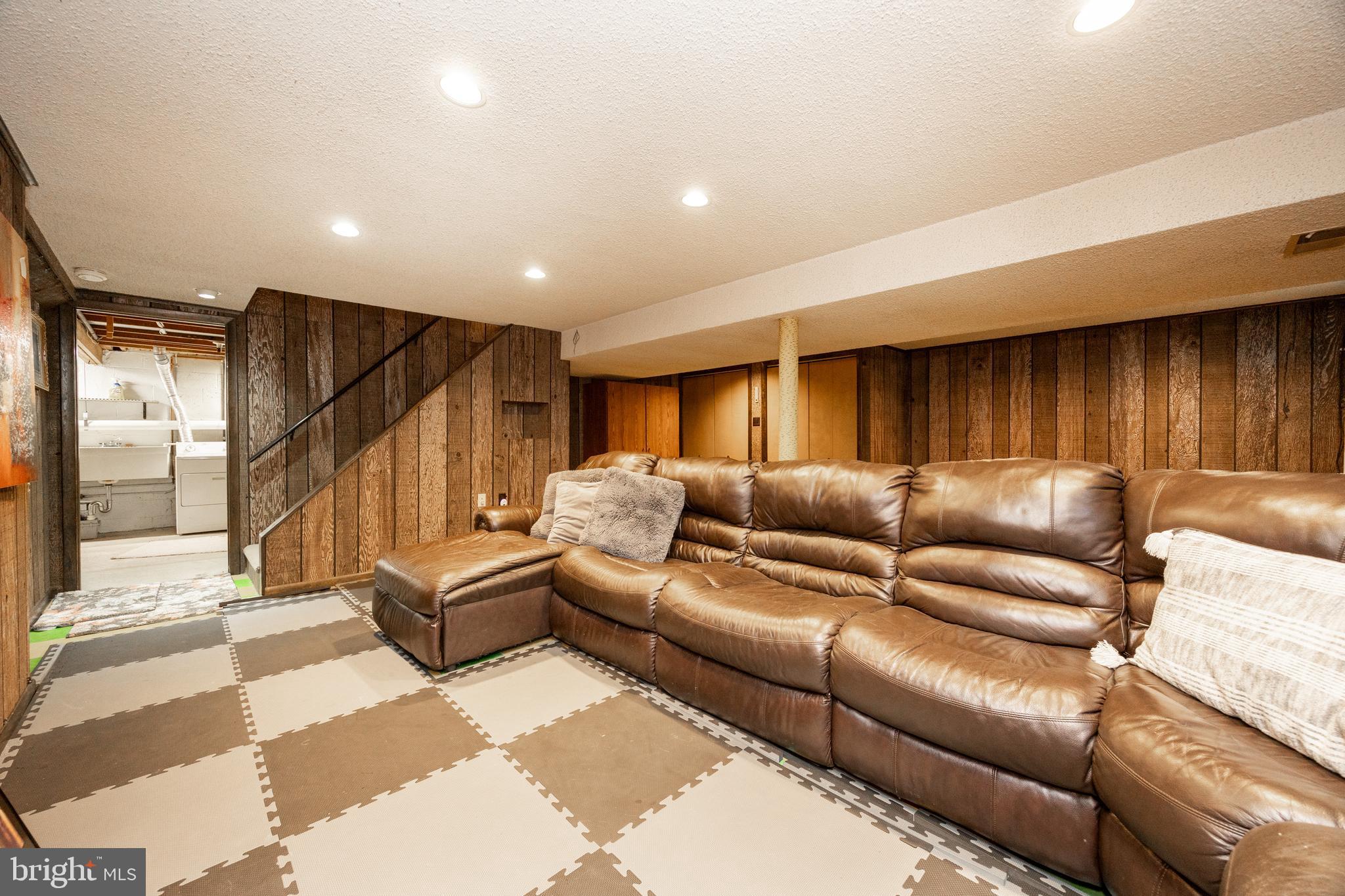 SWEET BRIAR - Residential