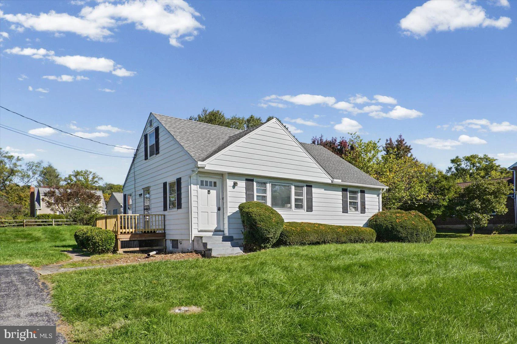 22 Warren Road