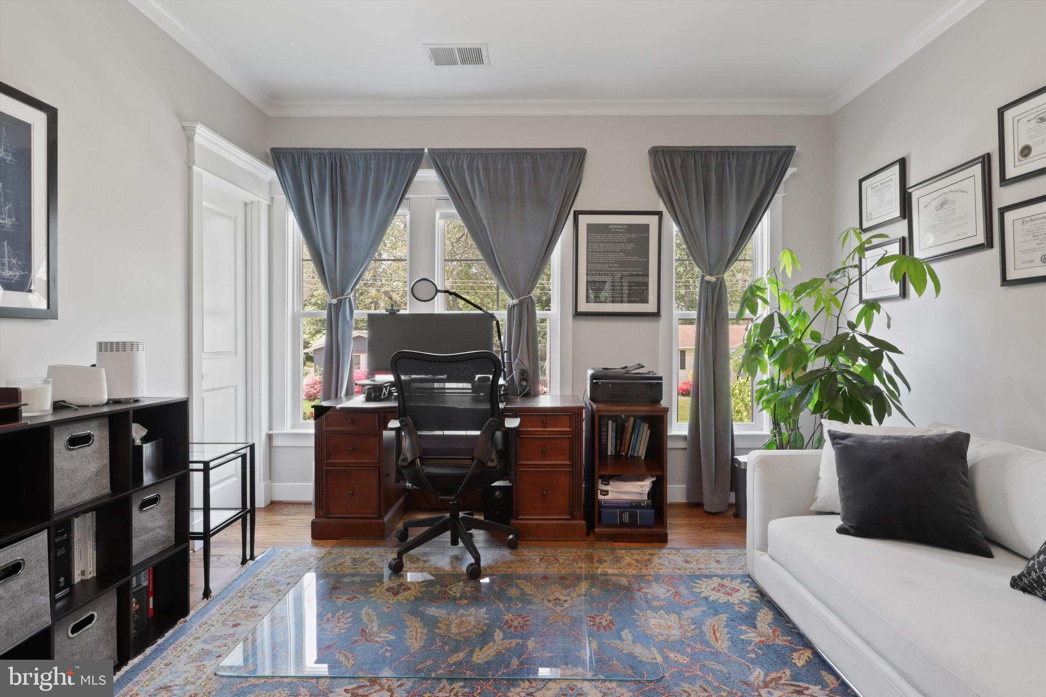 VIENNA WOODS - Residential