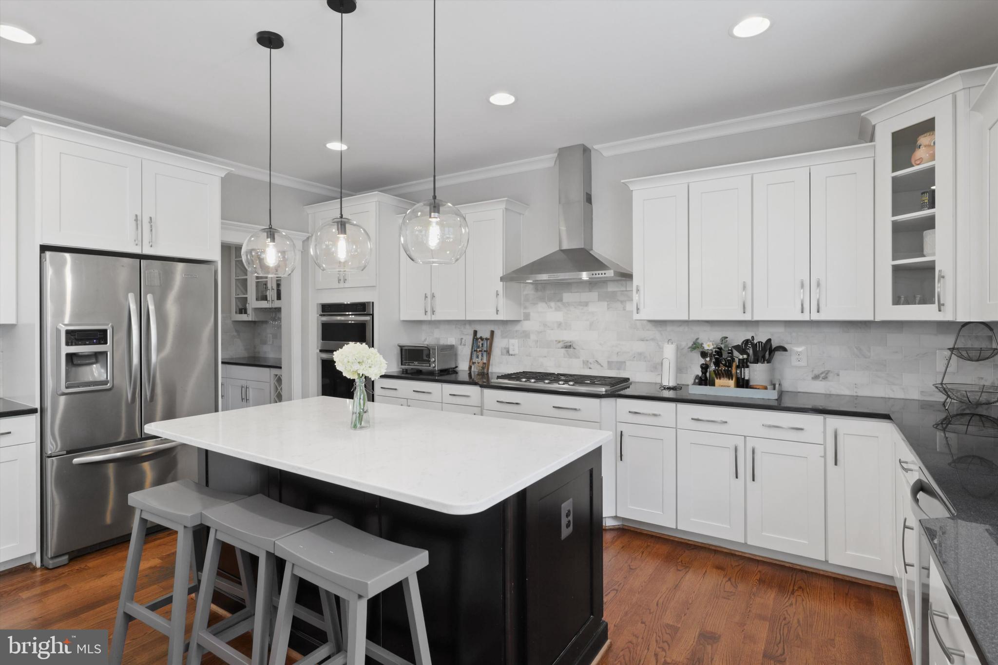 VIENNA WOODS - Residential