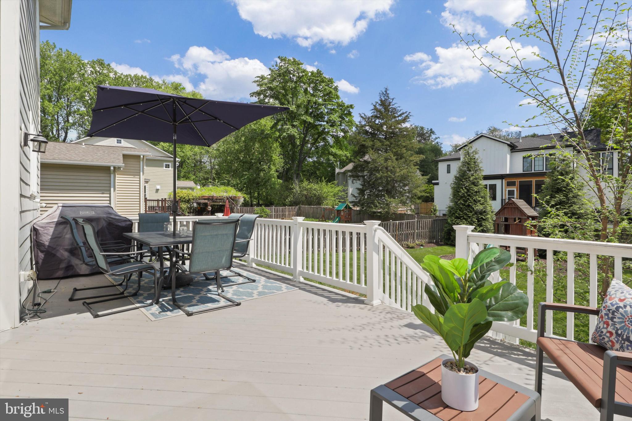 VIENNA WOODS - Residential