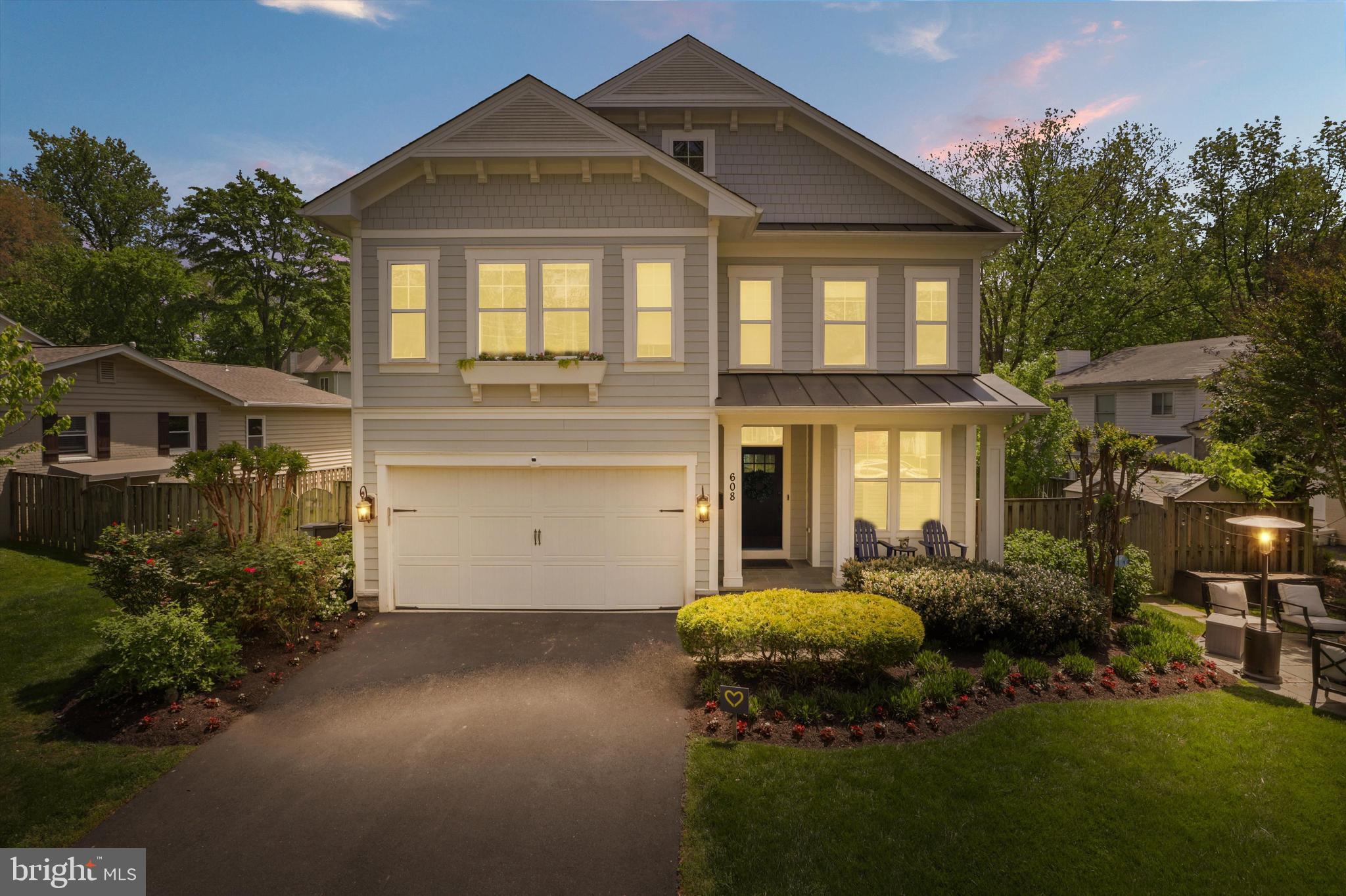 VIENNA WOODS - Residential