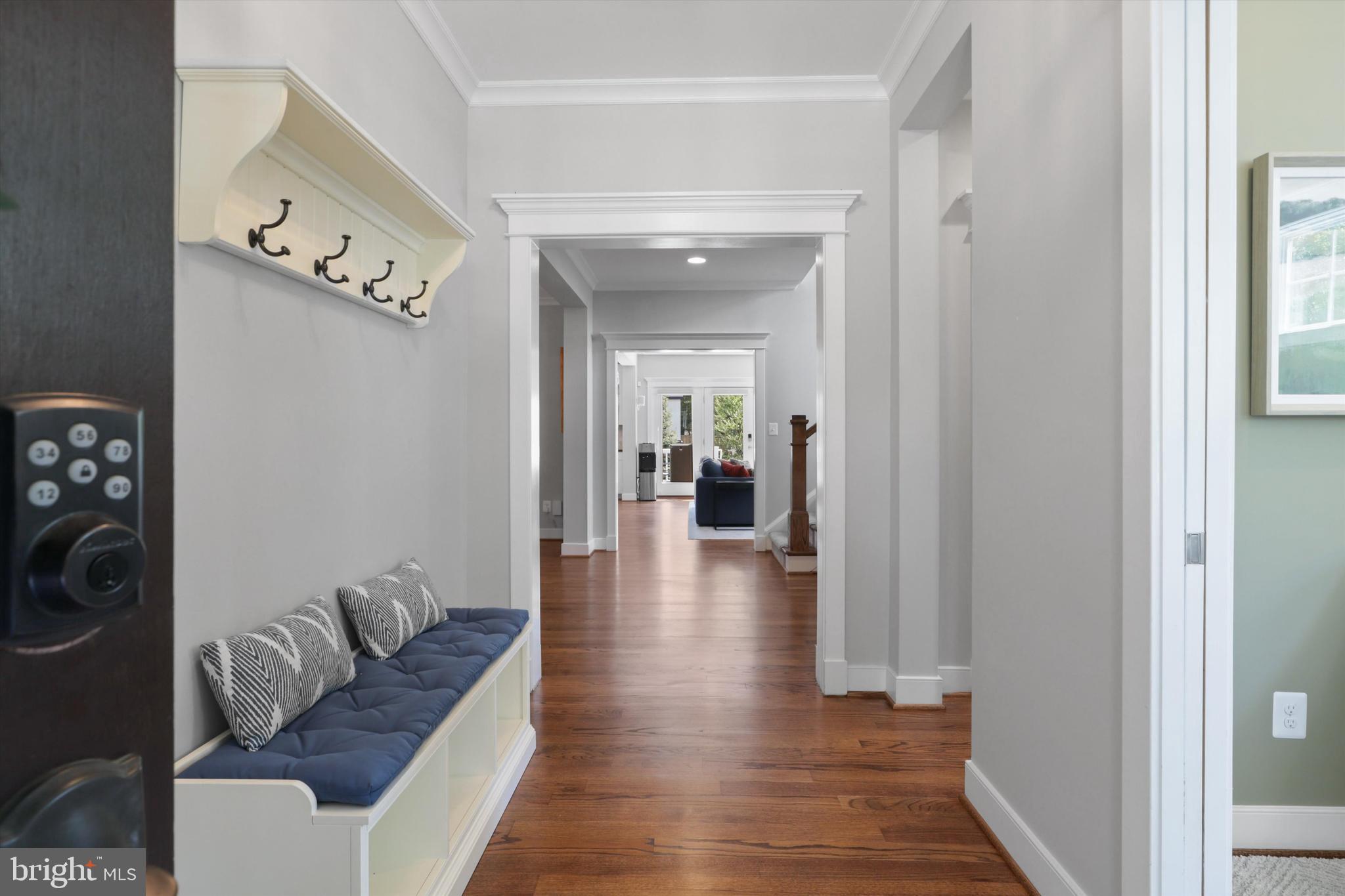 VIENNA WOODS - Residential