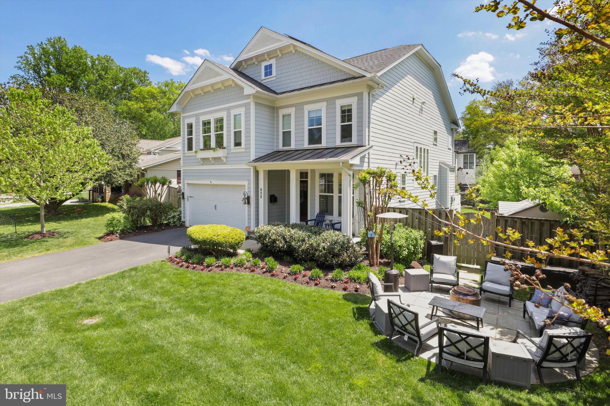 VIENNA WOODS - Residential