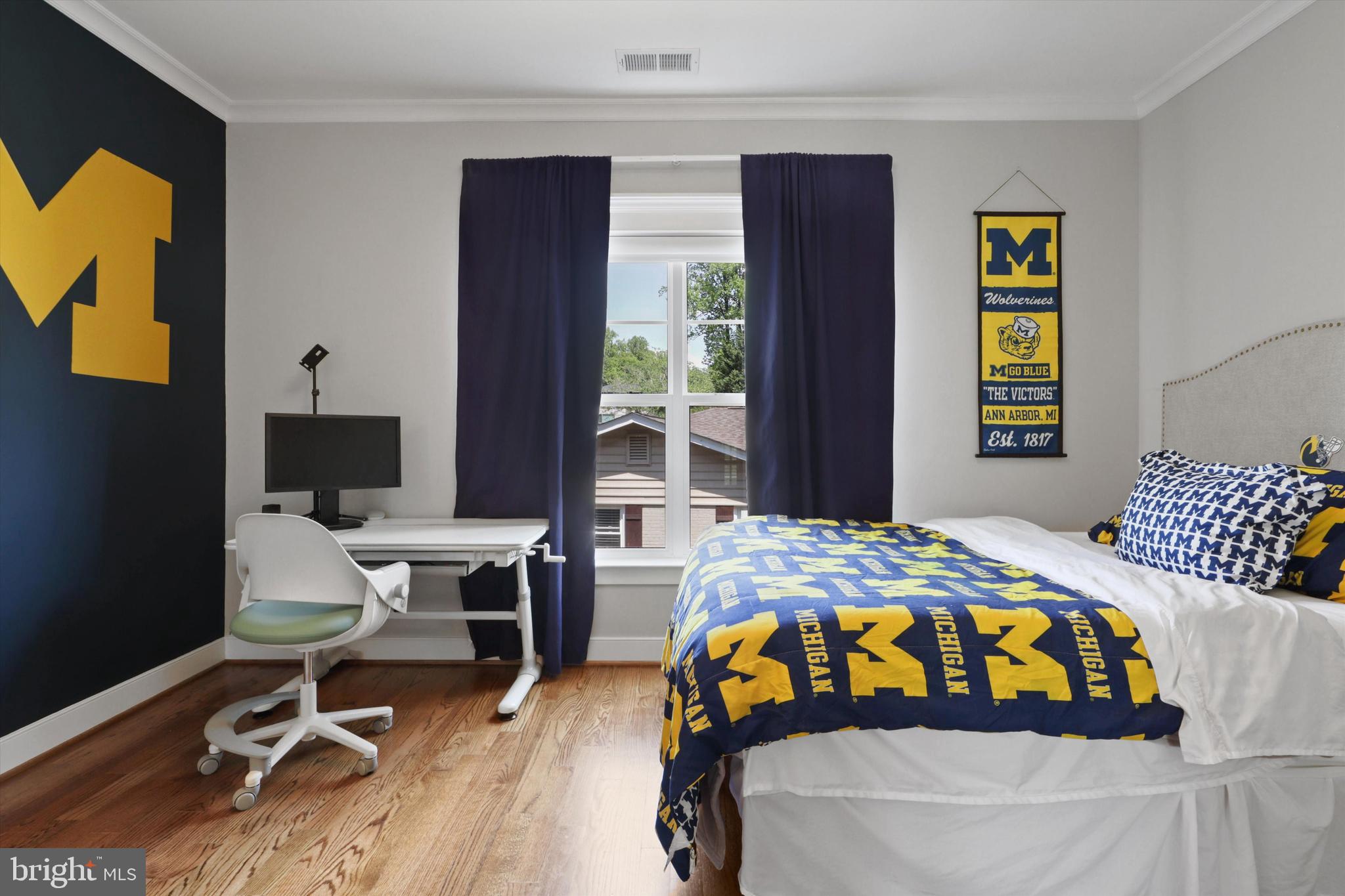 VIENNA WOODS - Residential