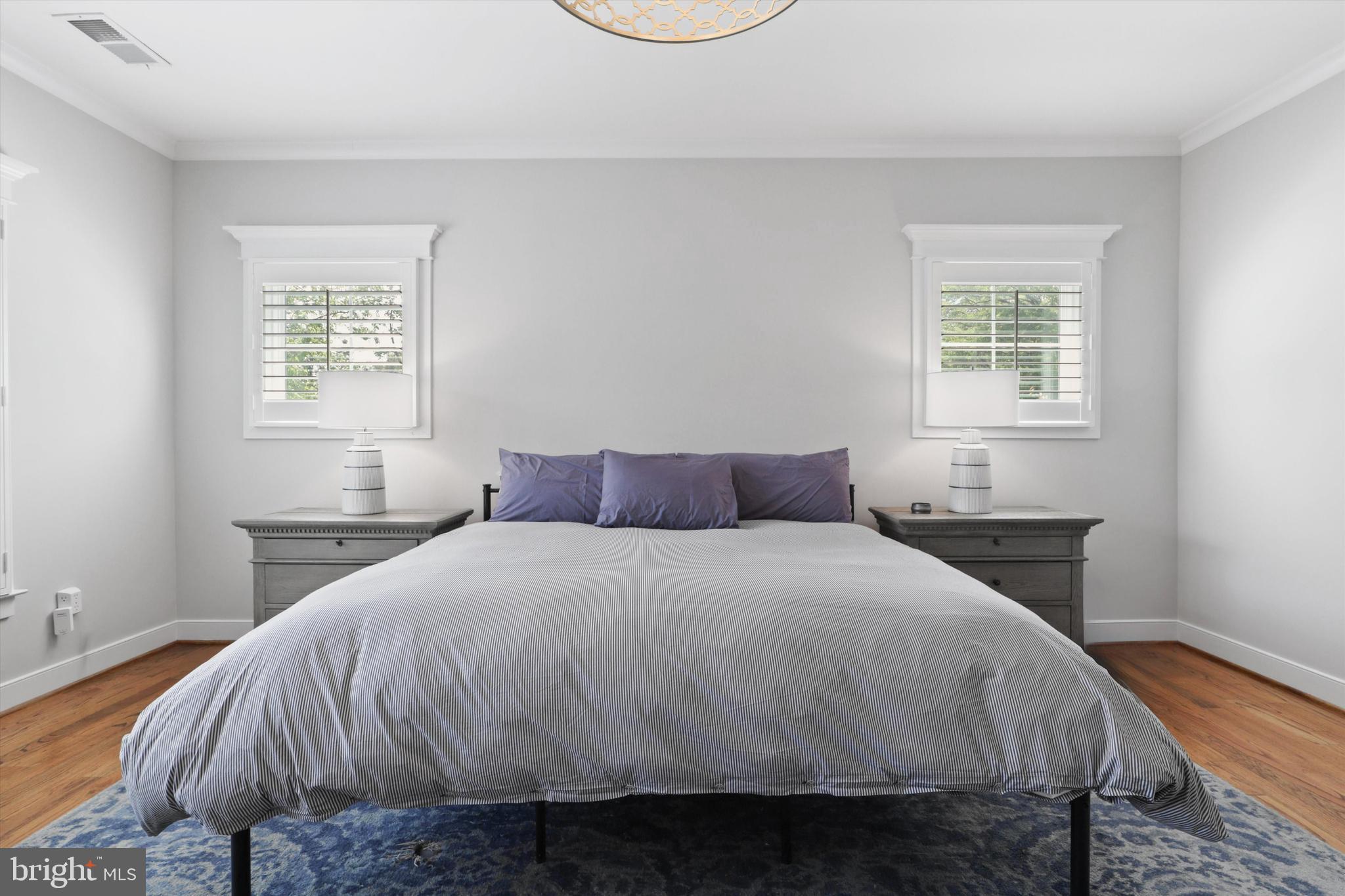 VIENNA WOODS - Residential