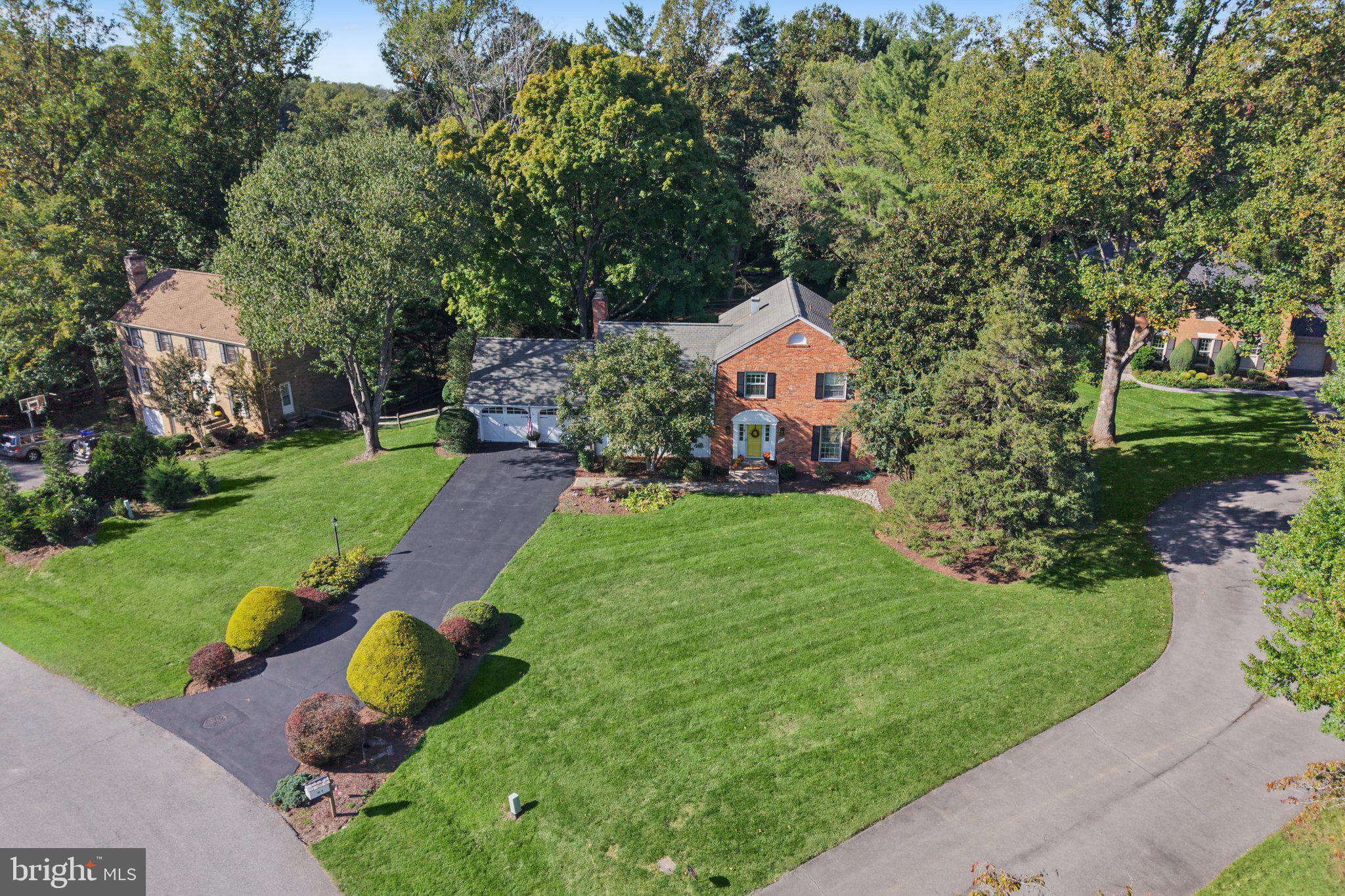 9813 BROOKFORD ROAD