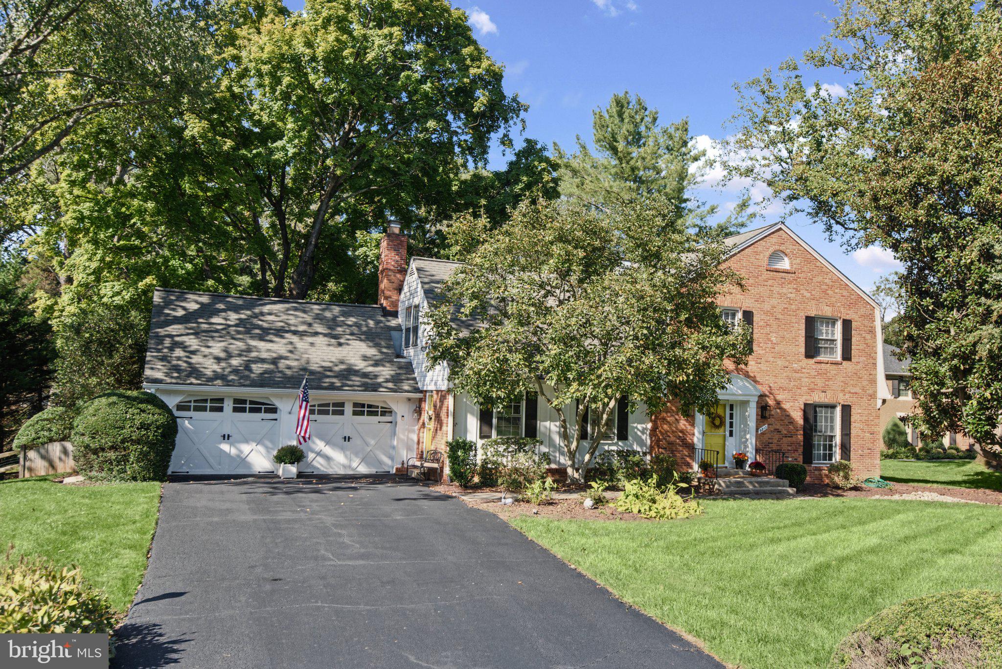 9813 BROOKFORD ROAD
