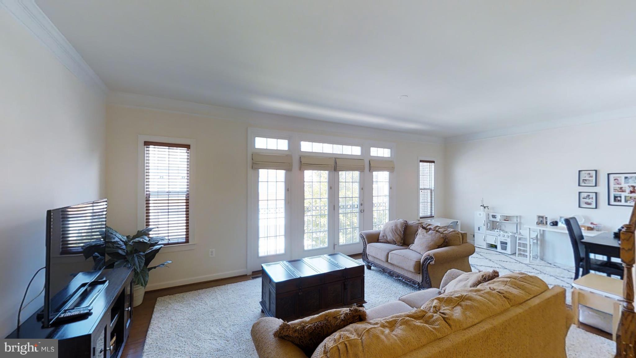 PMW FARMS - Residential