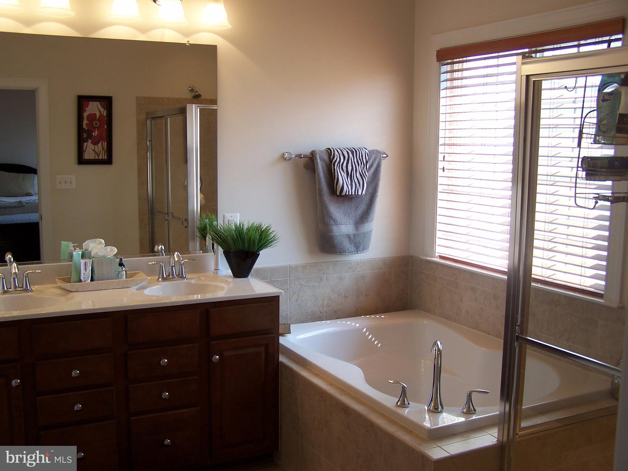 PMW FARMS - Residential