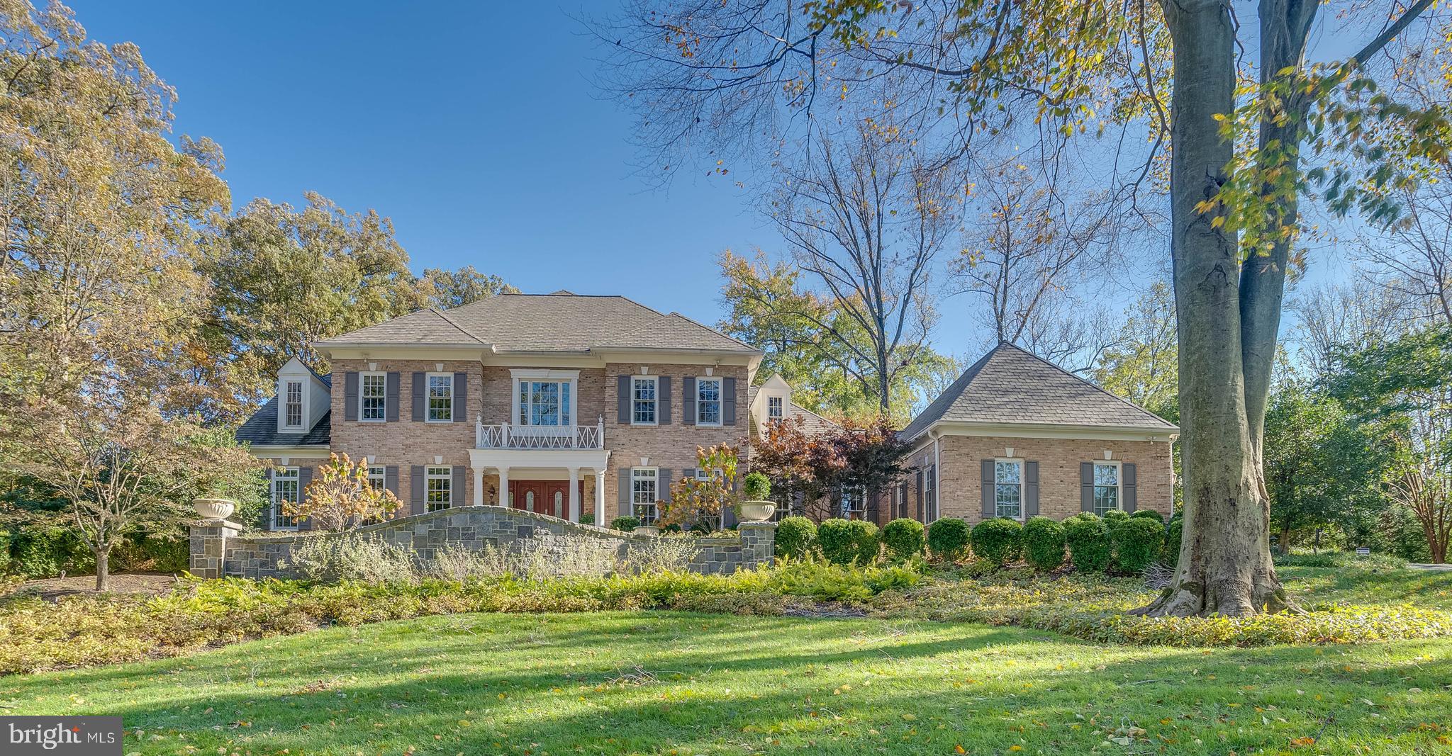 SENECA KNOLL - Residential