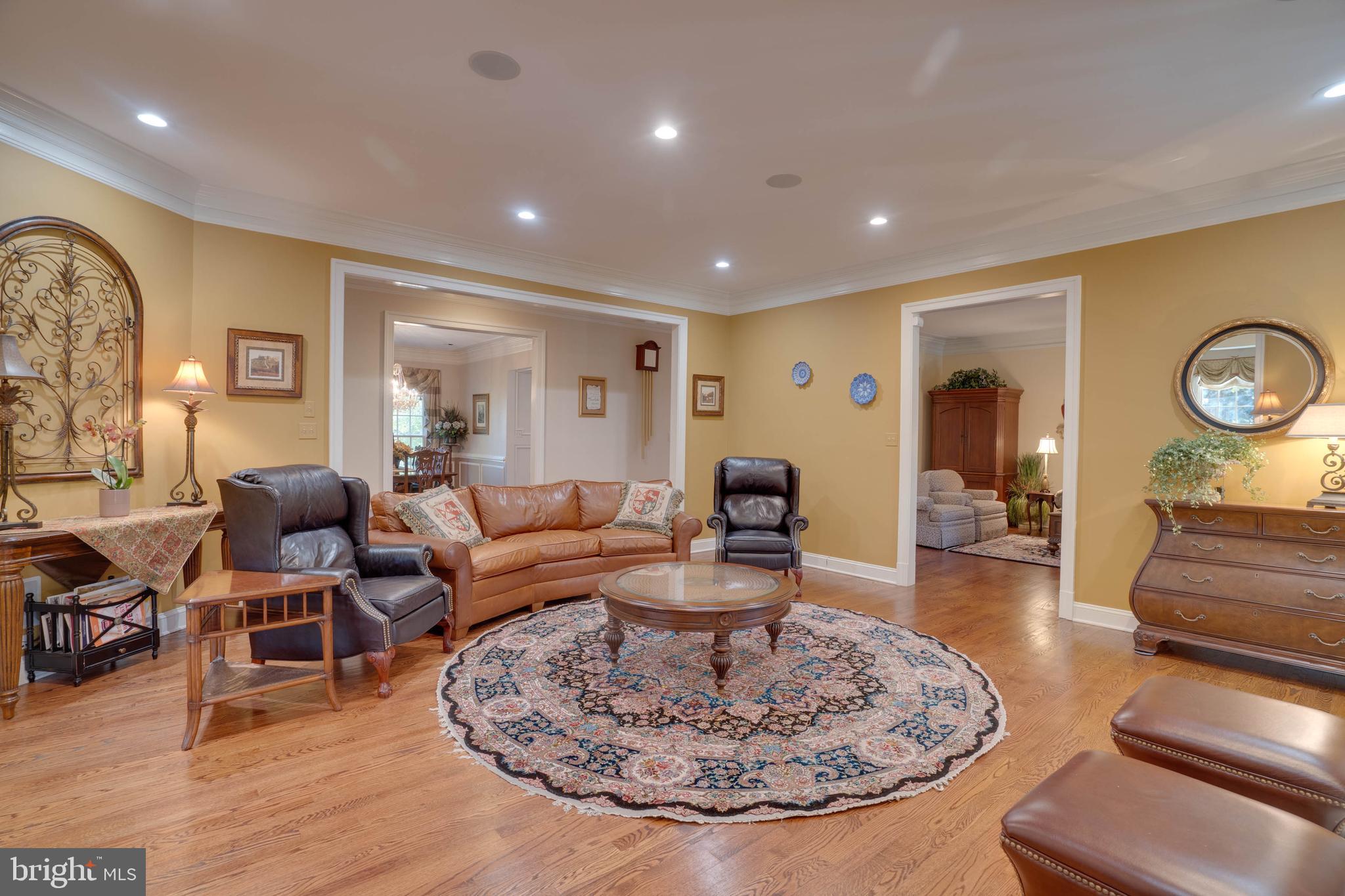 SENECA KNOLL - Residential