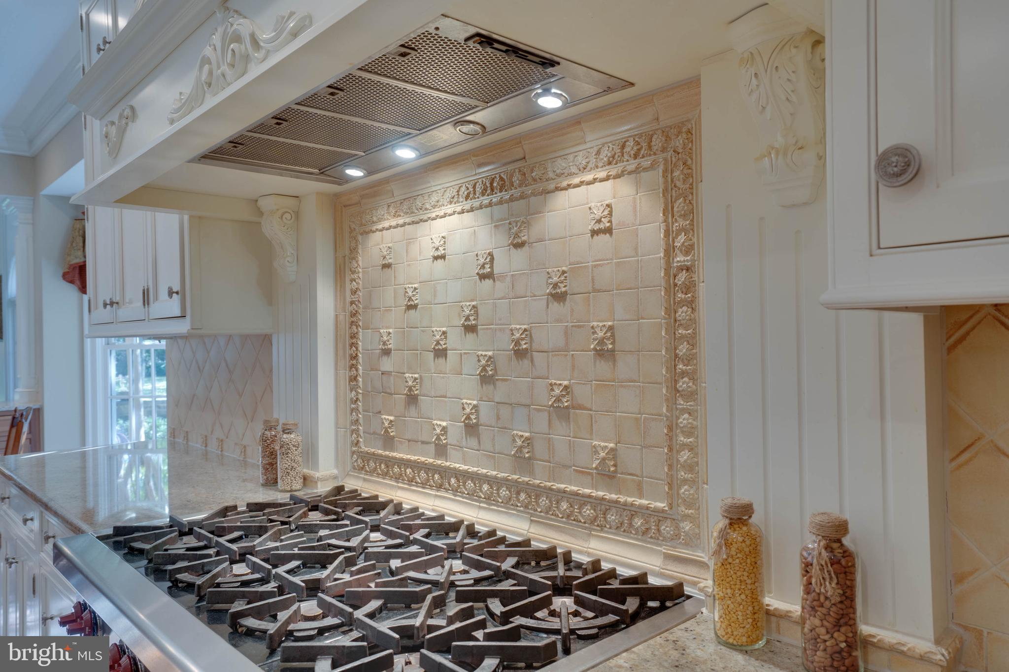 SENECA KNOLL - Residential