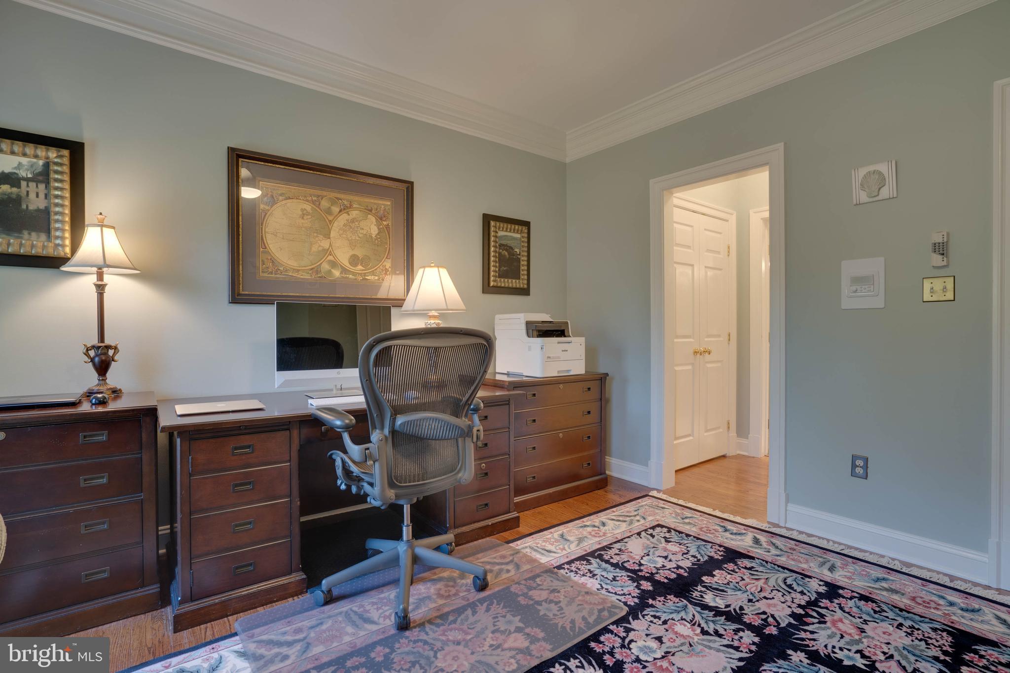 SENECA KNOLL - Residential