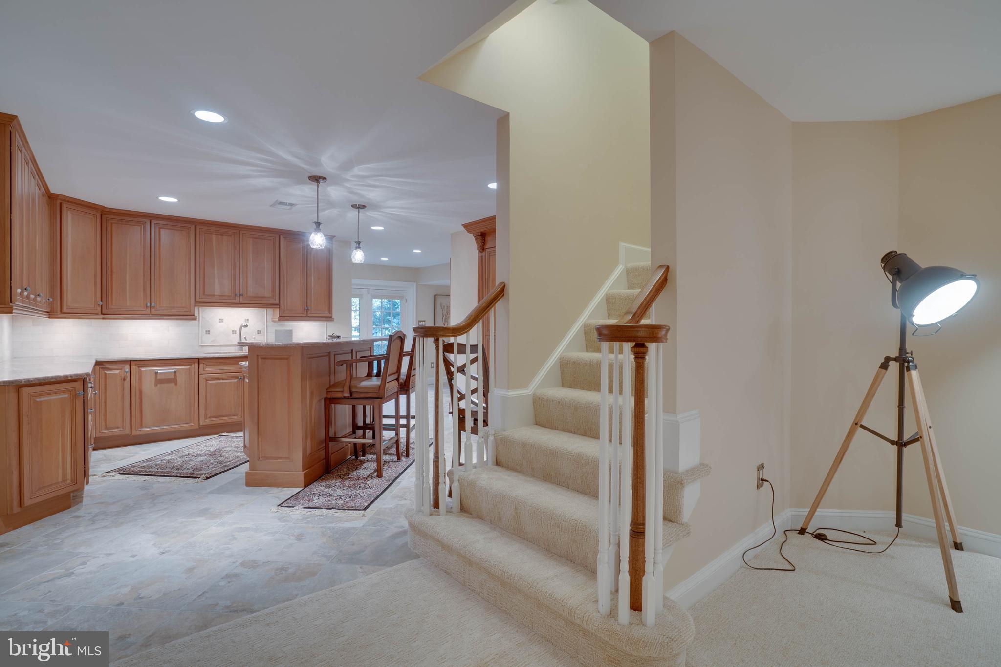 SENECA KNOLL - Residential