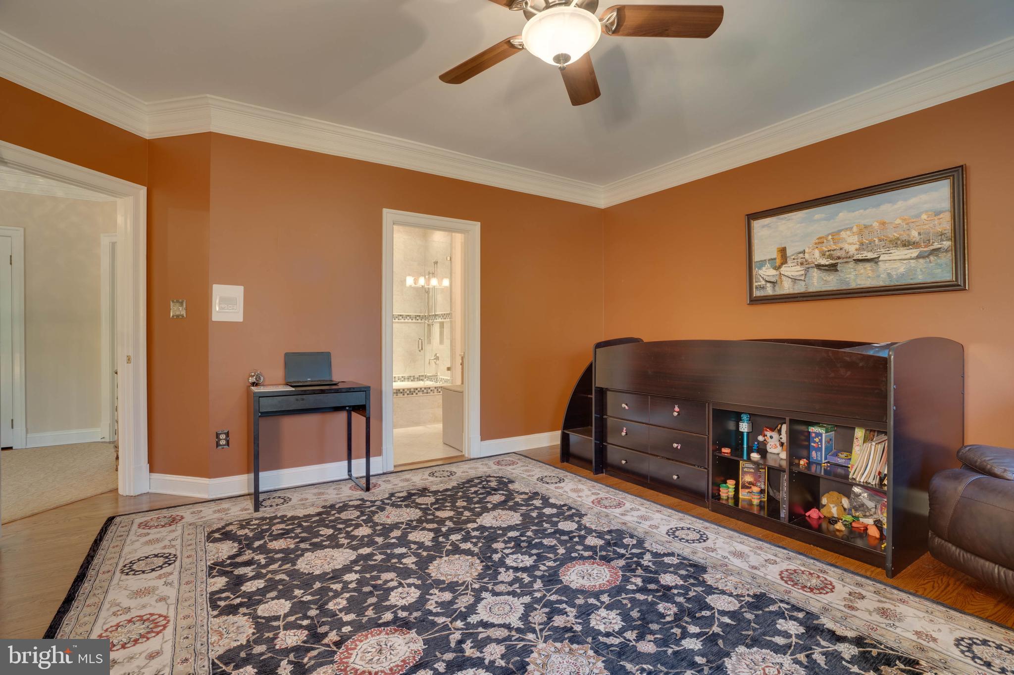 SENECA KNOLL - Residential