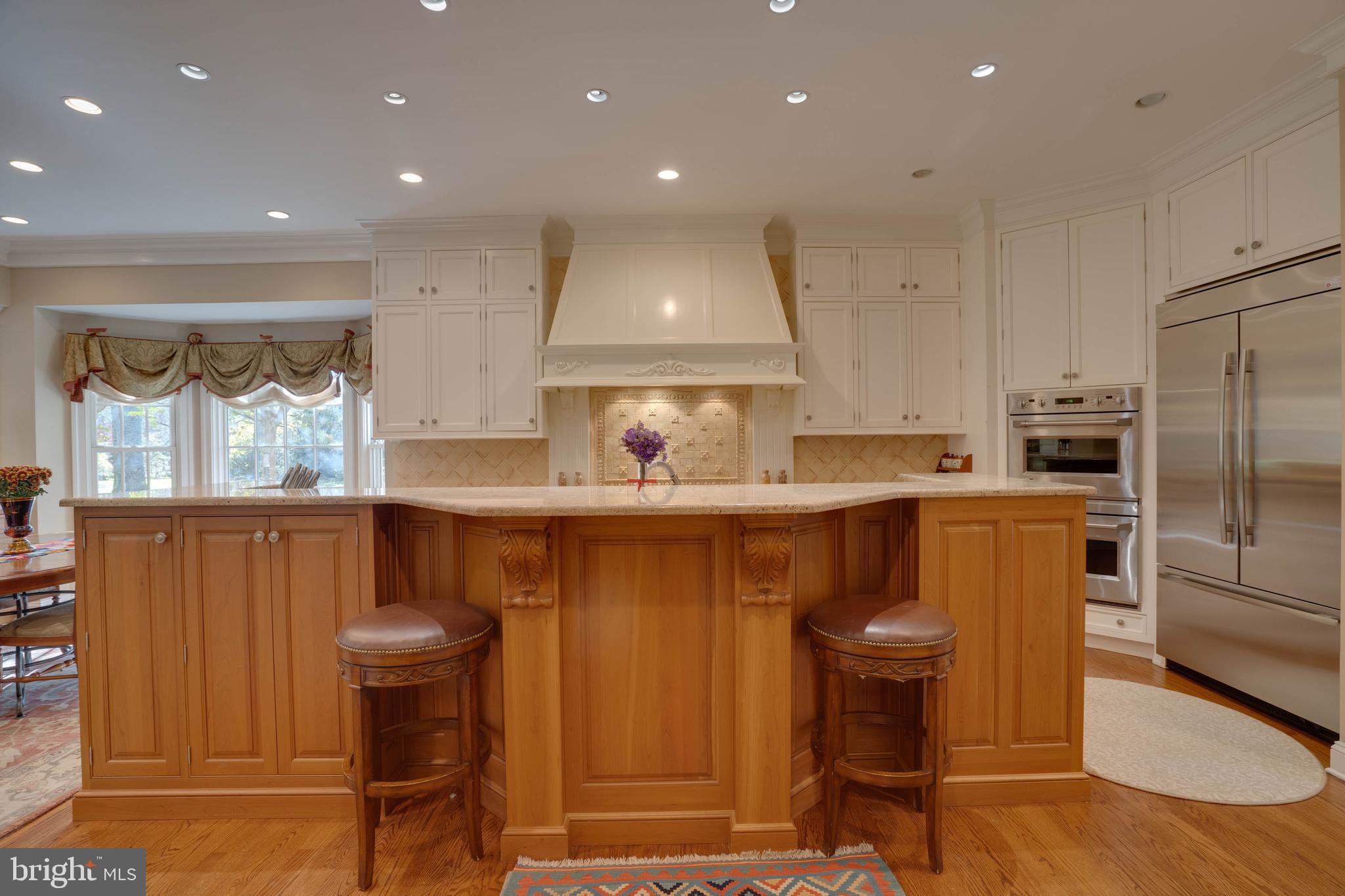 SENECA KNOLL - Residential