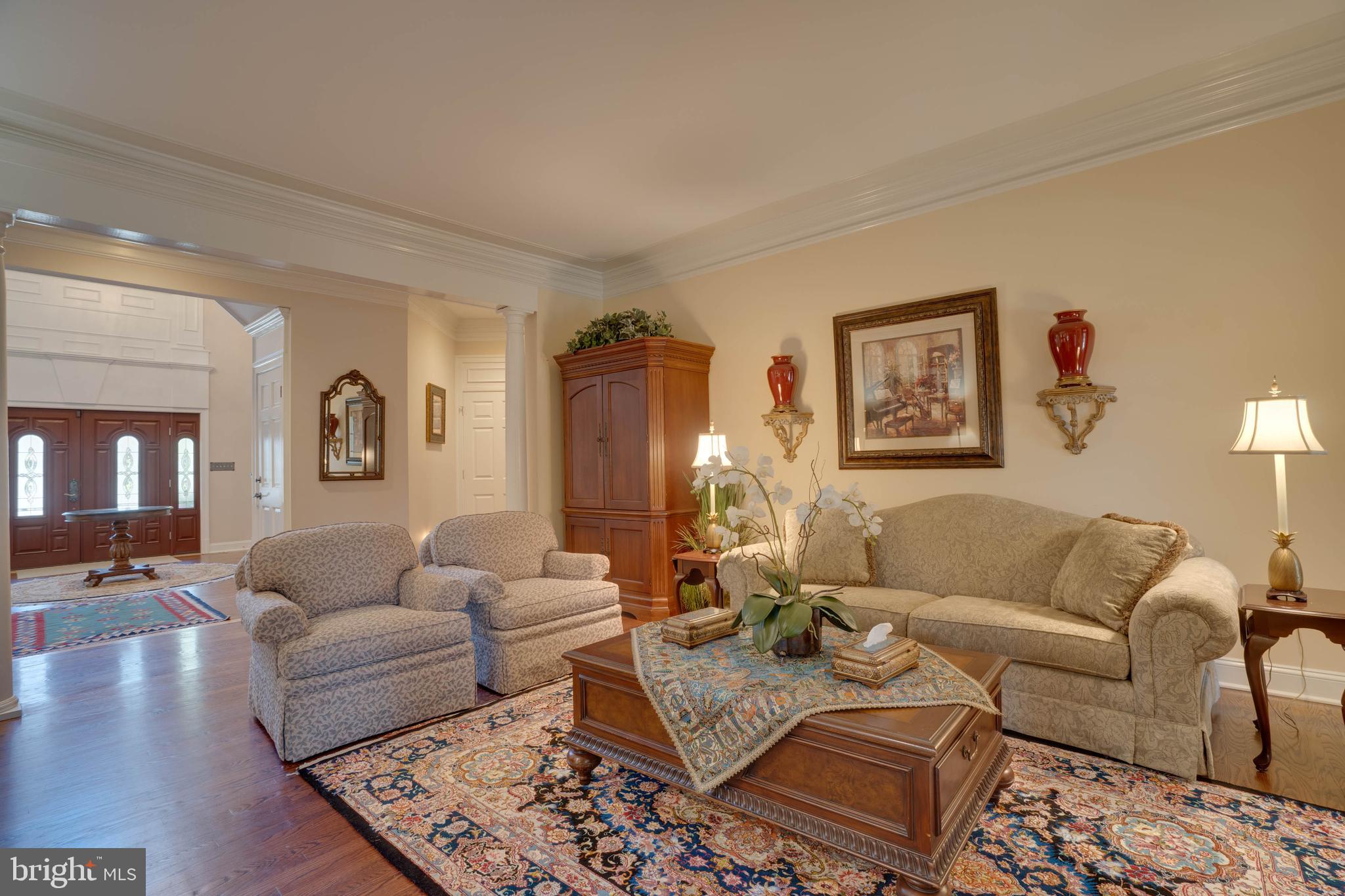 SENECA KNOLL - Residential