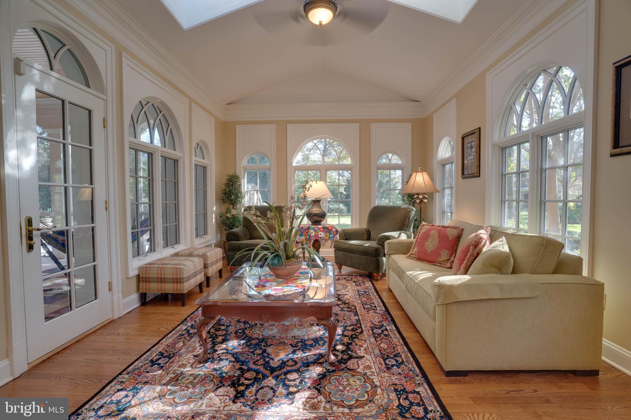 SENECA KNOLL - Residential