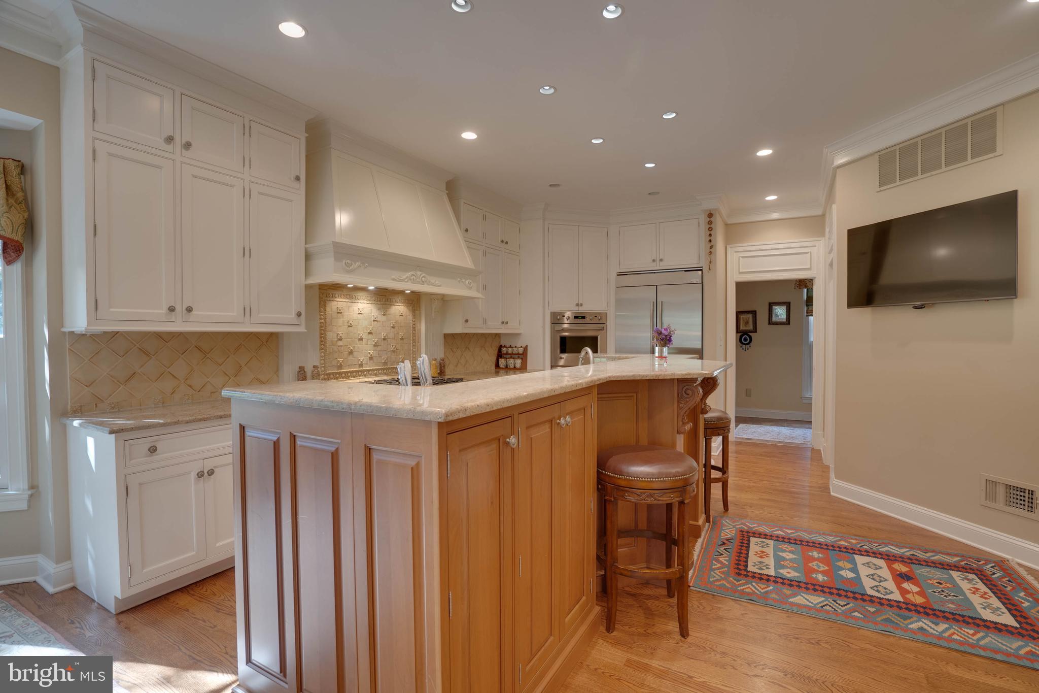 SENECA KNOLL - Residential