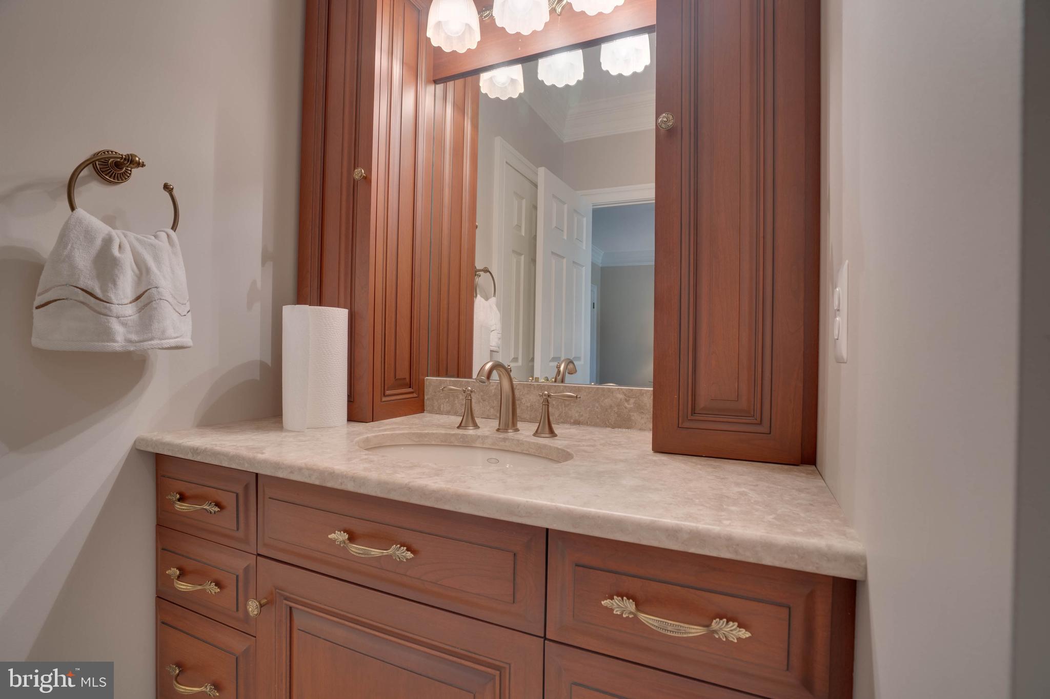 SENECA KNOLL - Residential