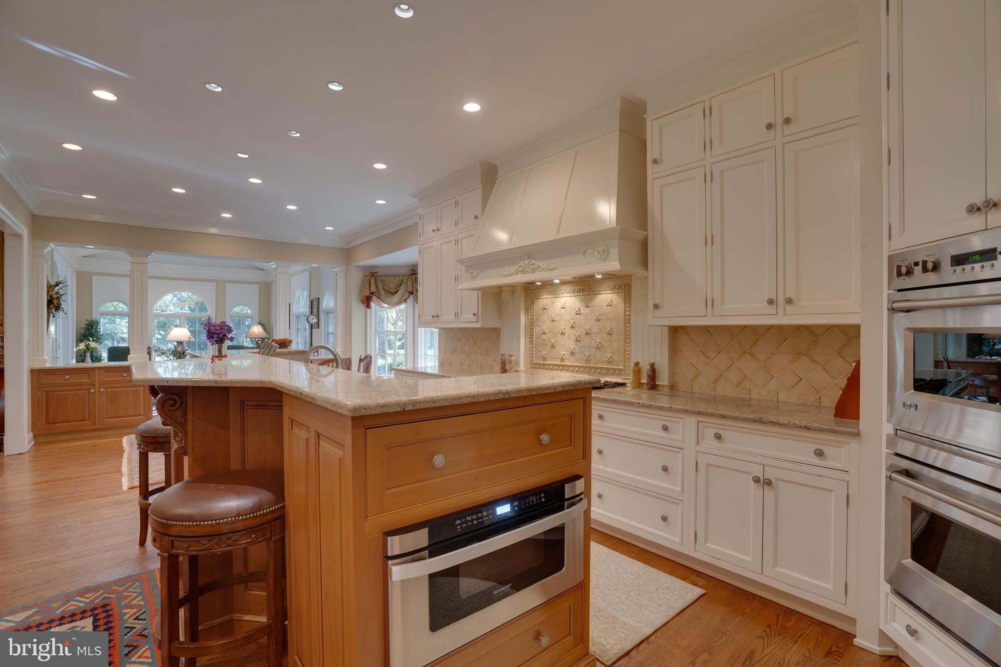 SENECA KNOLL - Residential