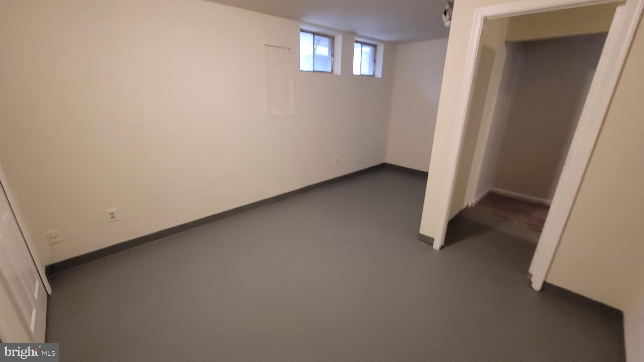 SOUTH COVE - Residential Lease