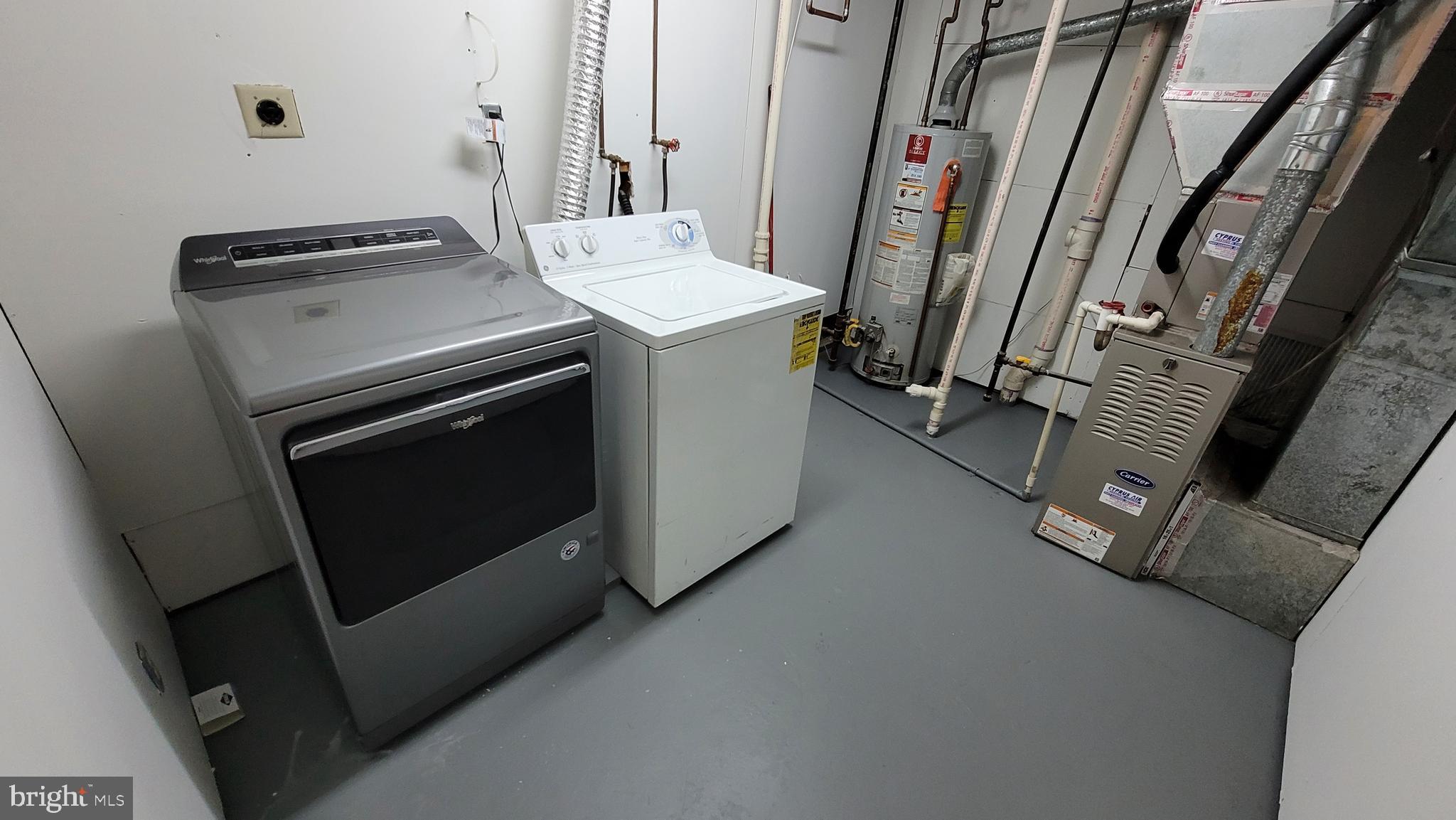 SOUTH COVE - Residential Lease