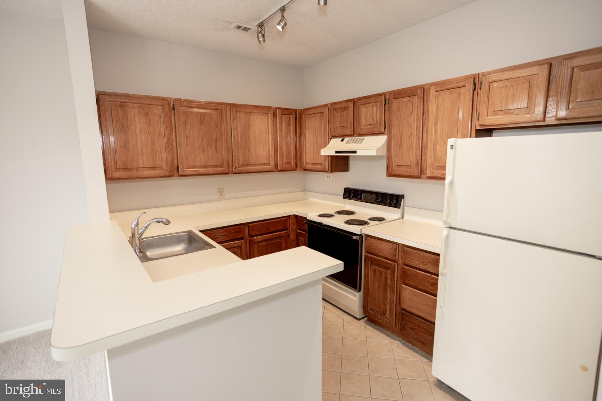279 S PICKETT STREET 301