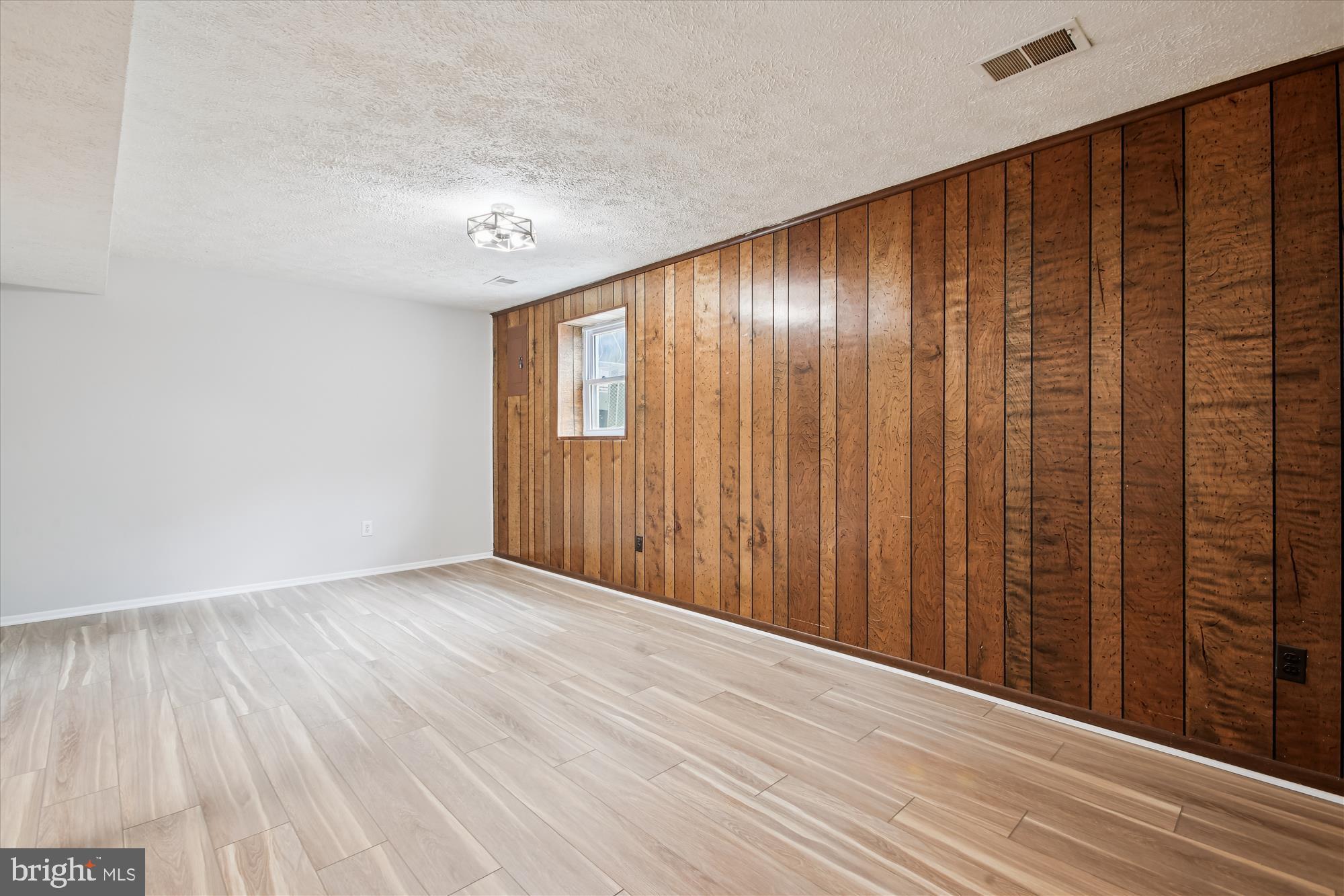 CHERRY HILL TOWNHOUSES - Residential