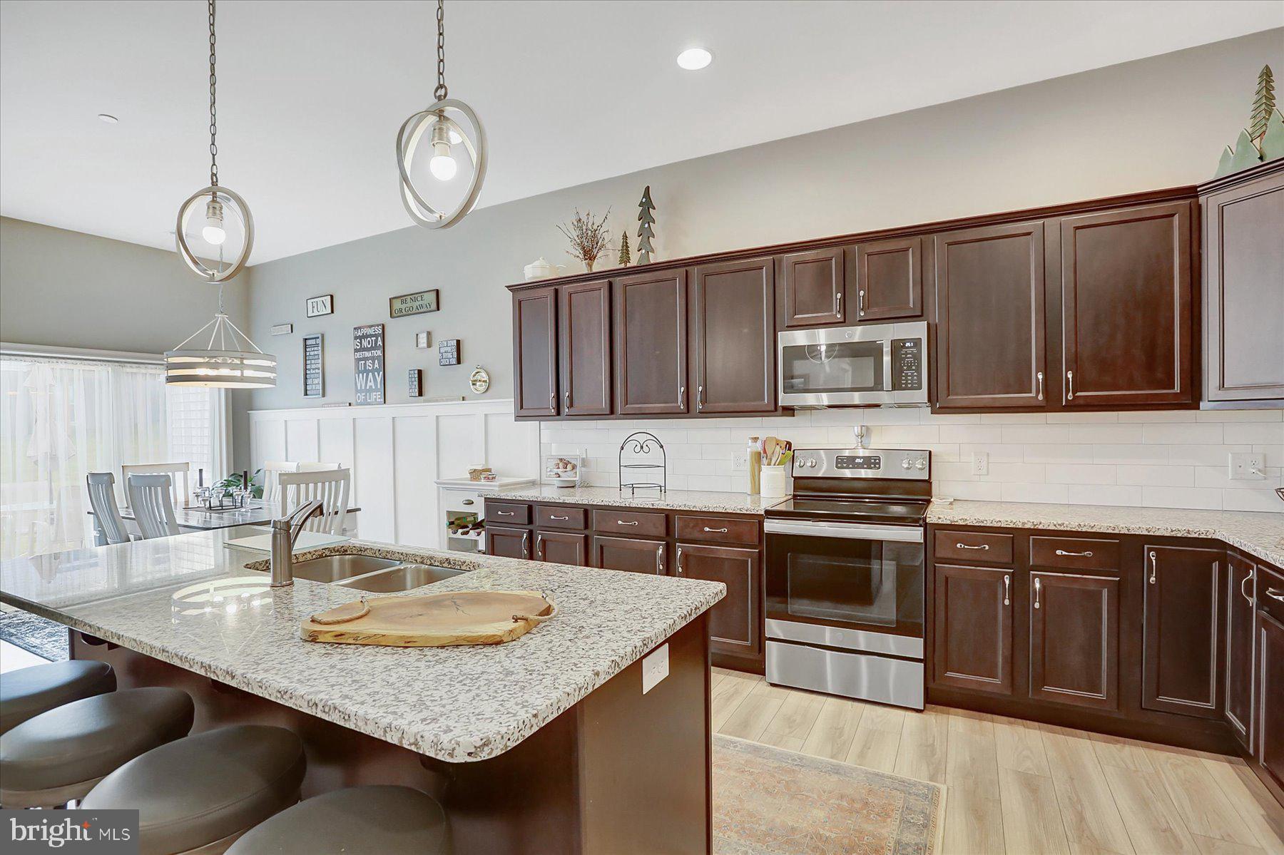 CORTLAND PARK AT WINDING HILLS - Residential