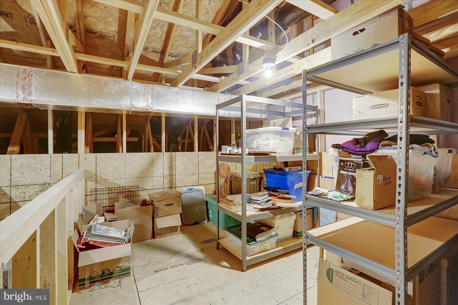 CORTLAND PARK AT WINDING HILLS - Residential