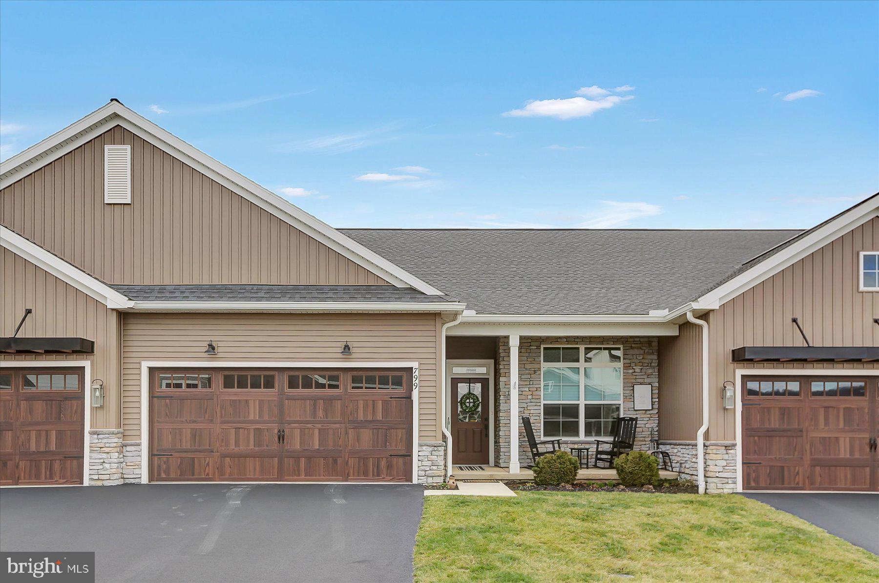 CORTLAND PARK AT WINDING HILLS - Residential