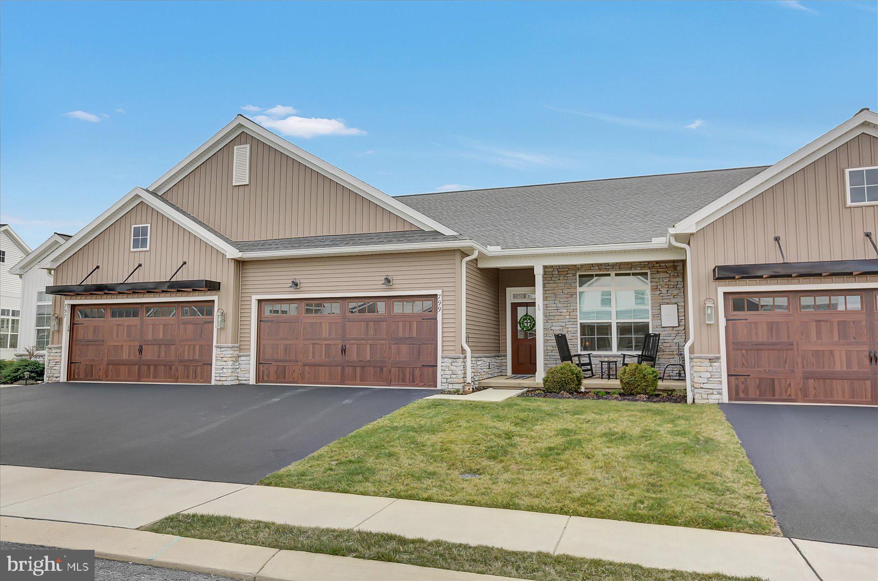 CORTLAND PARK AT WINDING HILLS - Residential