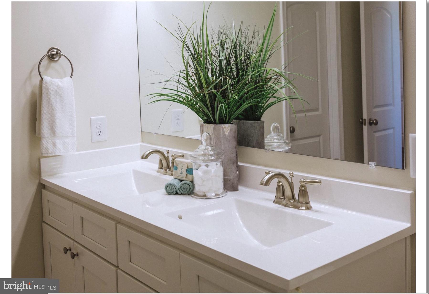 HARVEST GLEN - Residential