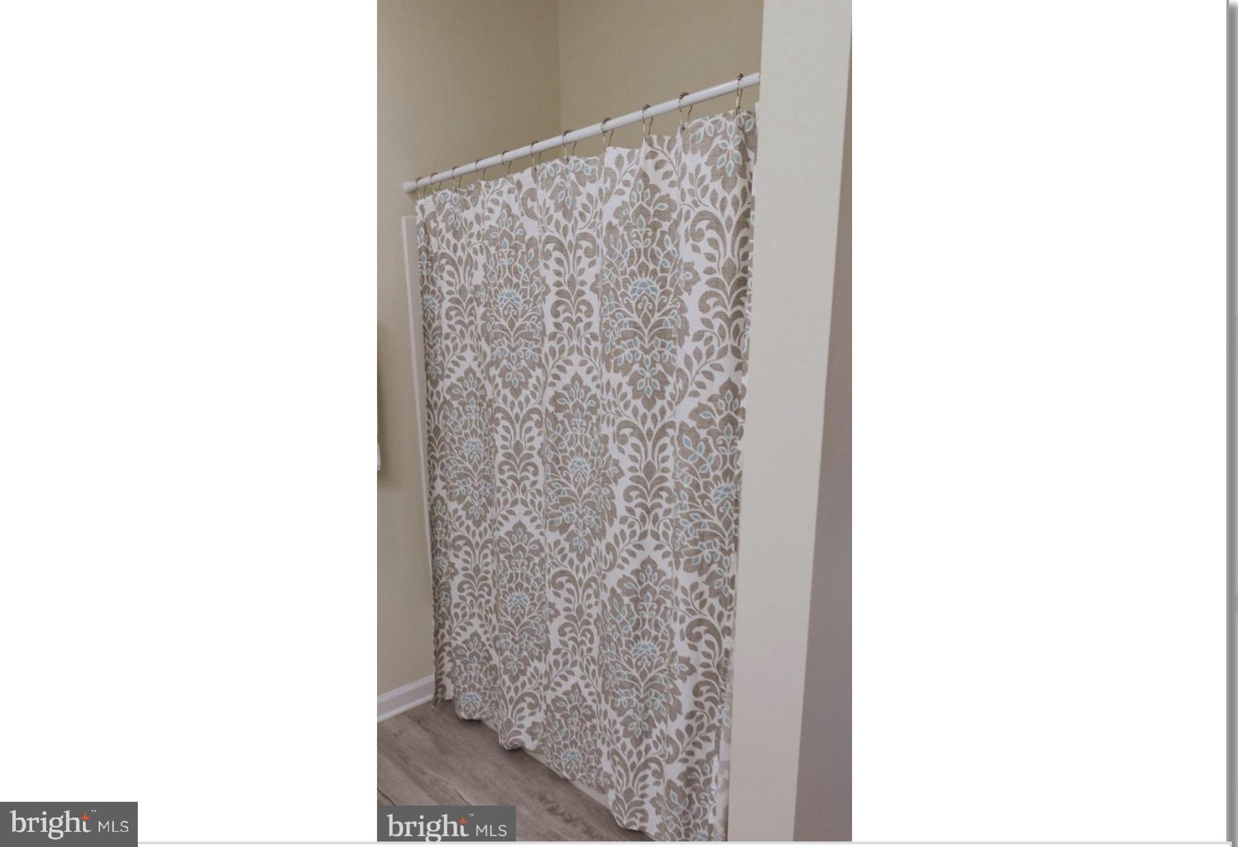 HARVEST GLEN - Residential