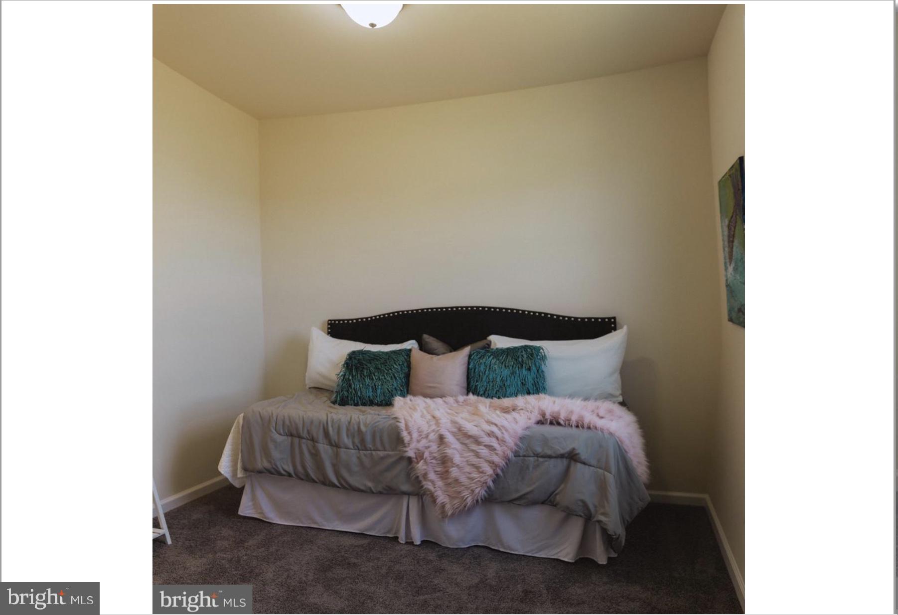 HARVEST GLEN - Residential