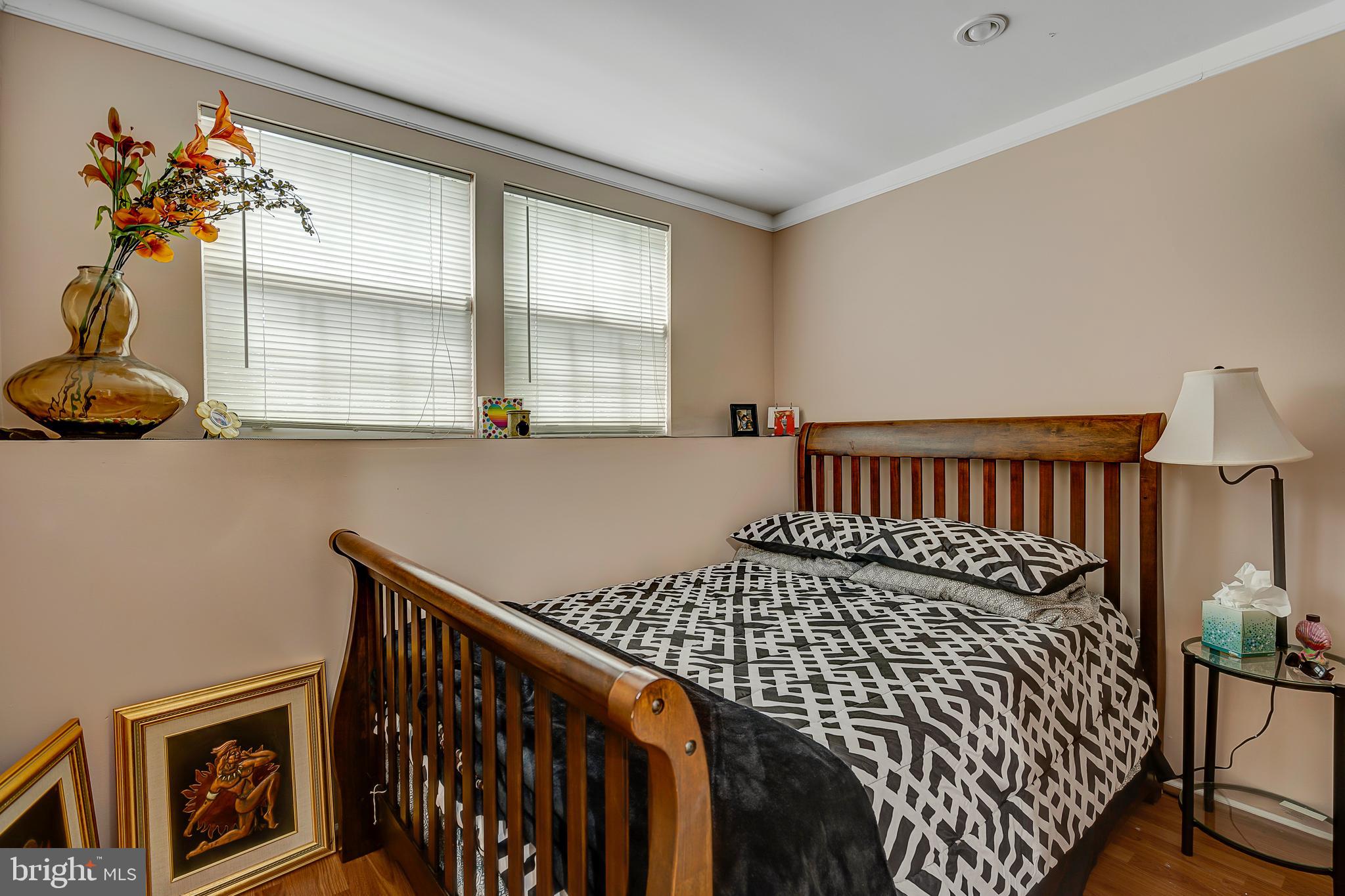 MAPLE POINTE - Residential