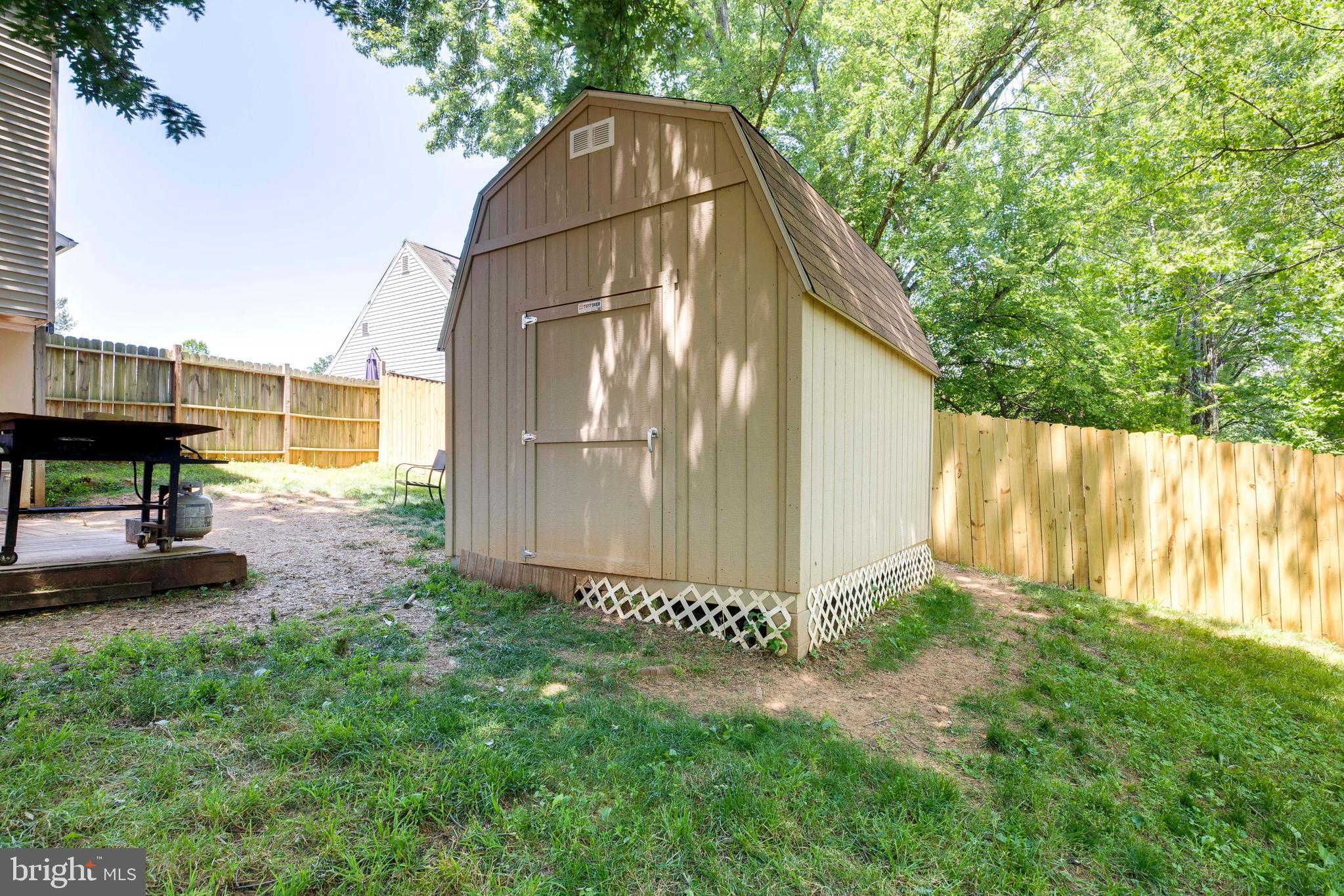 DALE CITY - Residential