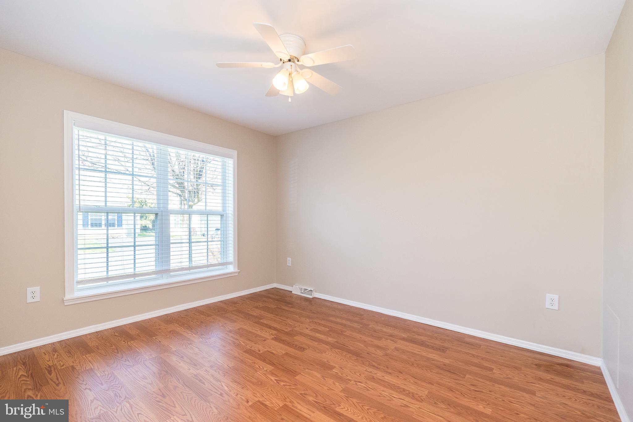 NESHAMINY FALLS - Residential