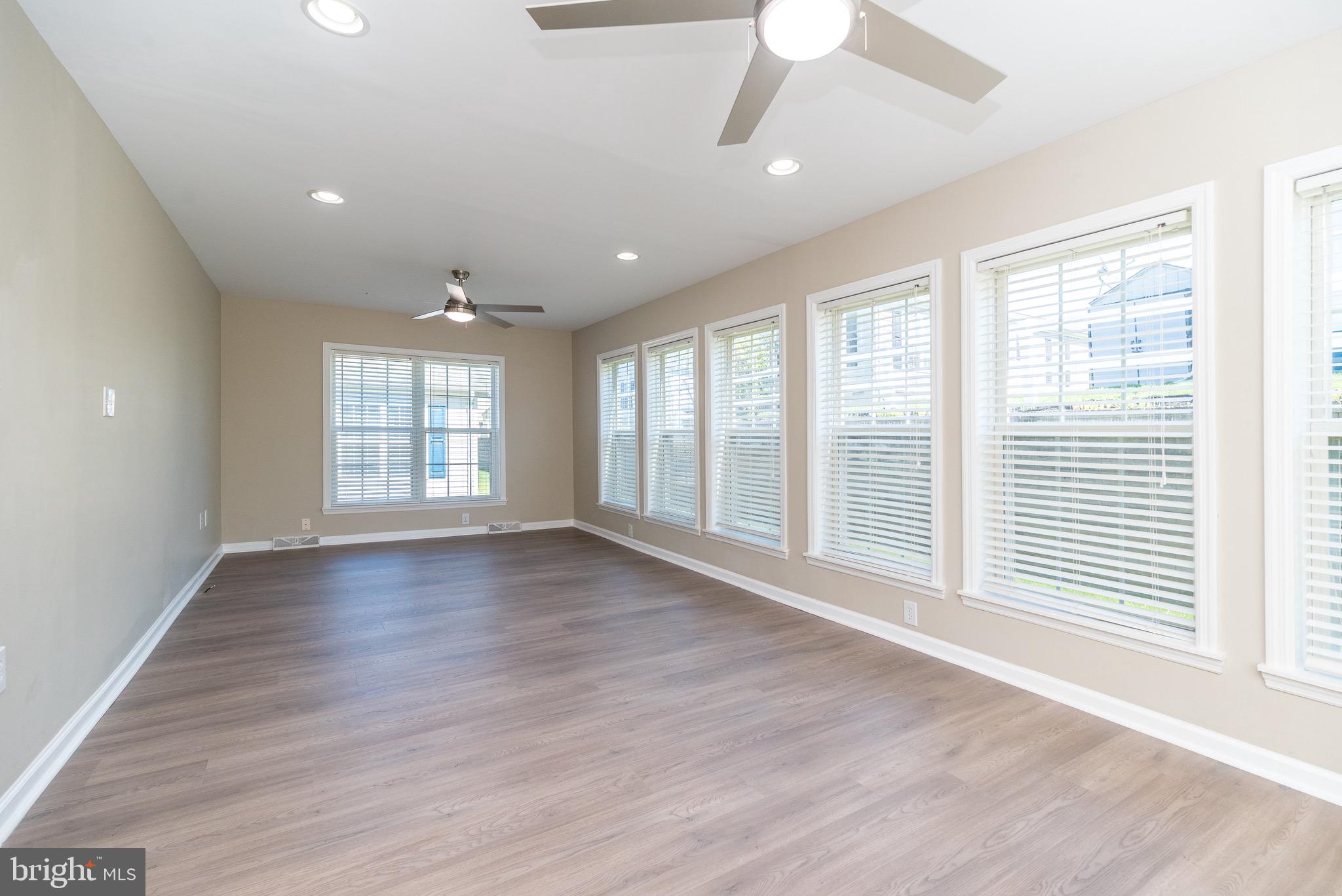 NESHAMINY FALLS - Residential